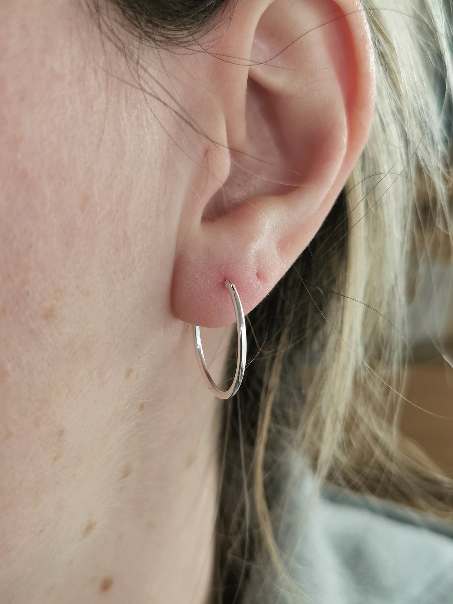 New Sterling Silver Medium Sleeper Hoops