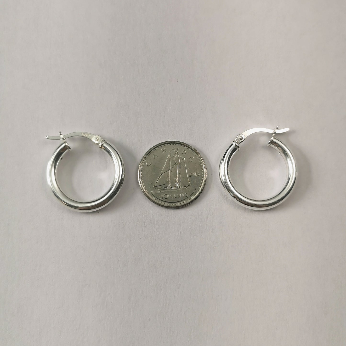 New Sterling Silver Chubby Medium Tube Hoop