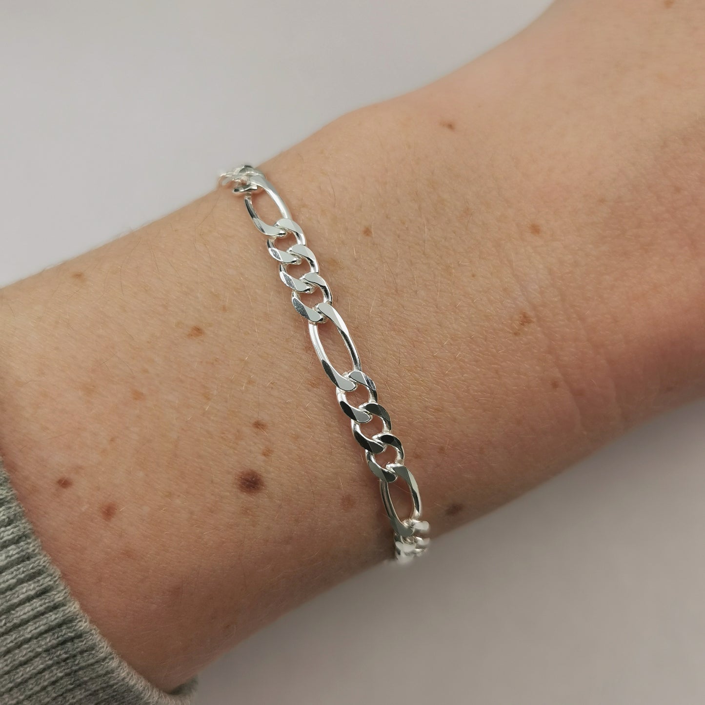 New Sterling Silver 4.8mm Figaro Link Chain Bracelet