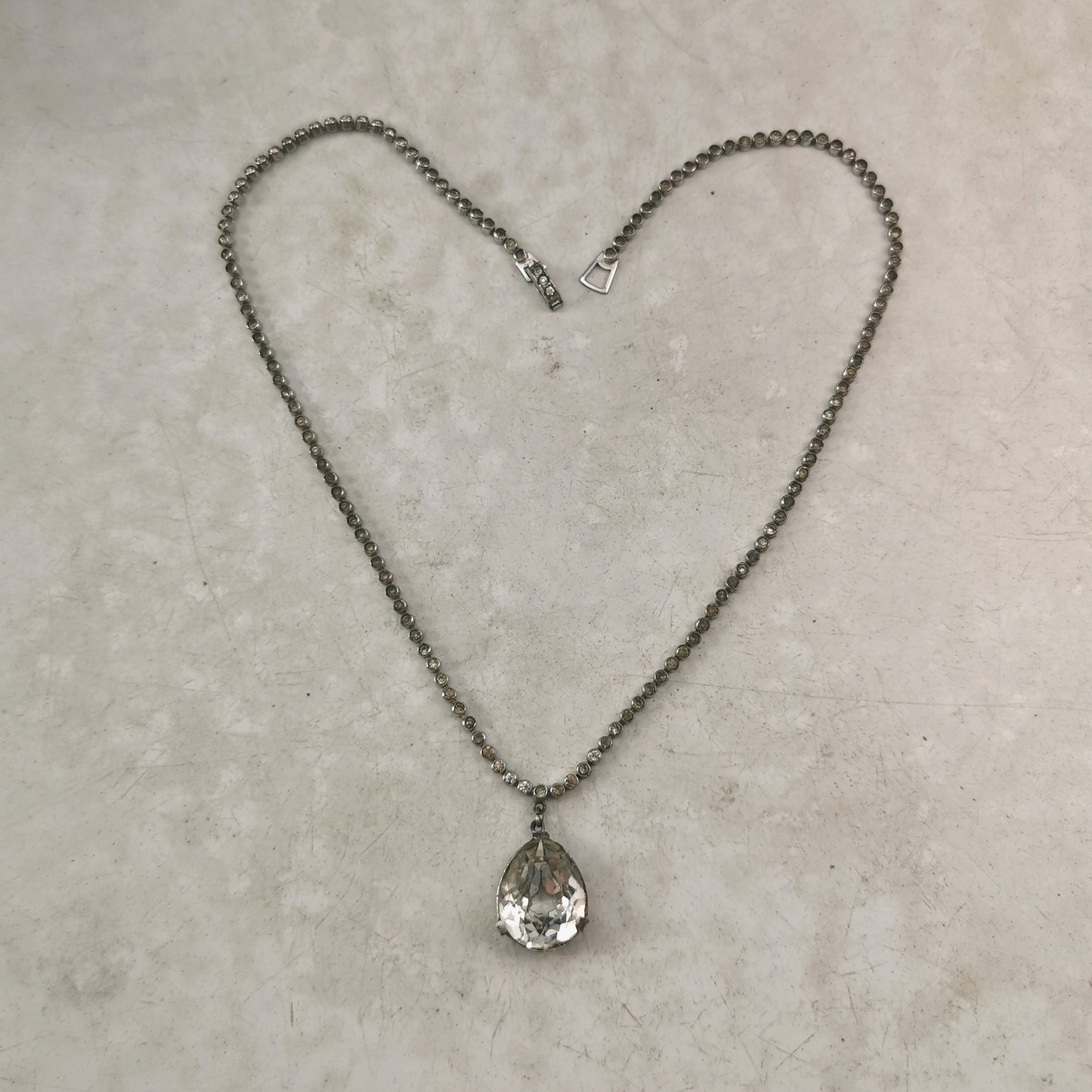 Vintage Pot Metal Rhinestone Collar Line Necklace
