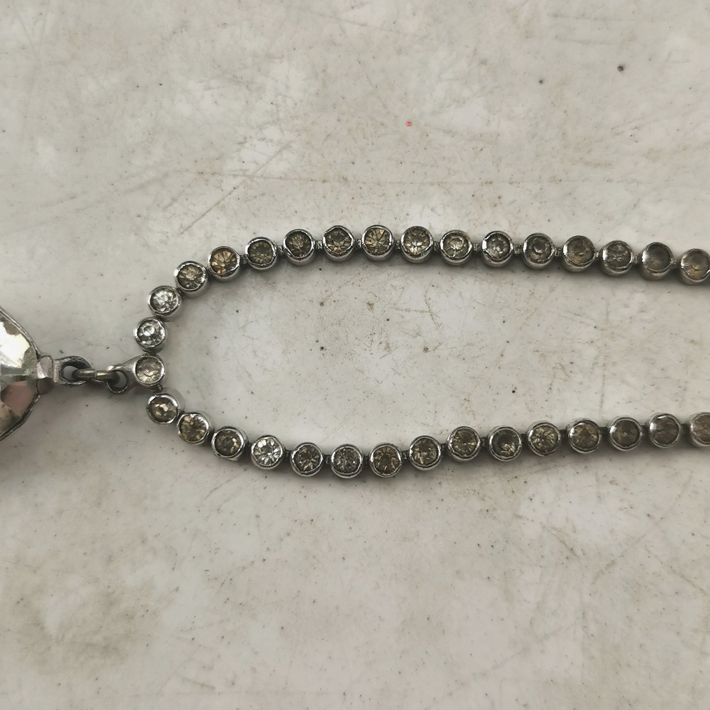 Vintage Pot Metal Rhinestone Collar Line Necklace