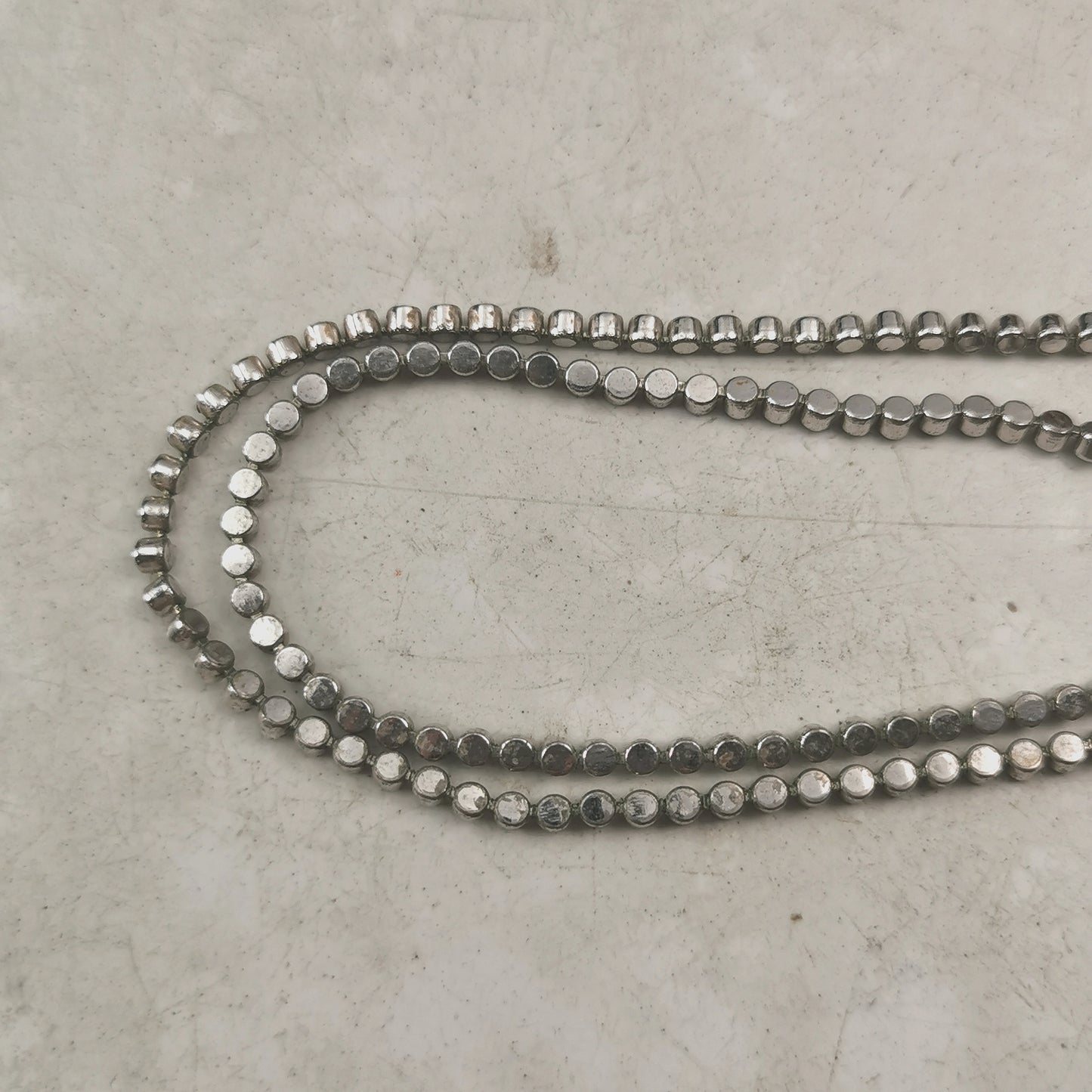 Vintage Pot Metal Rhinestone Collar Line Necklace