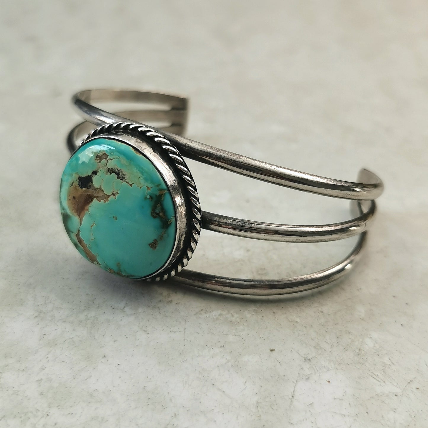 Vintage South Western Sterling Silver & Turquoise Adjustable Cuff Bracelet