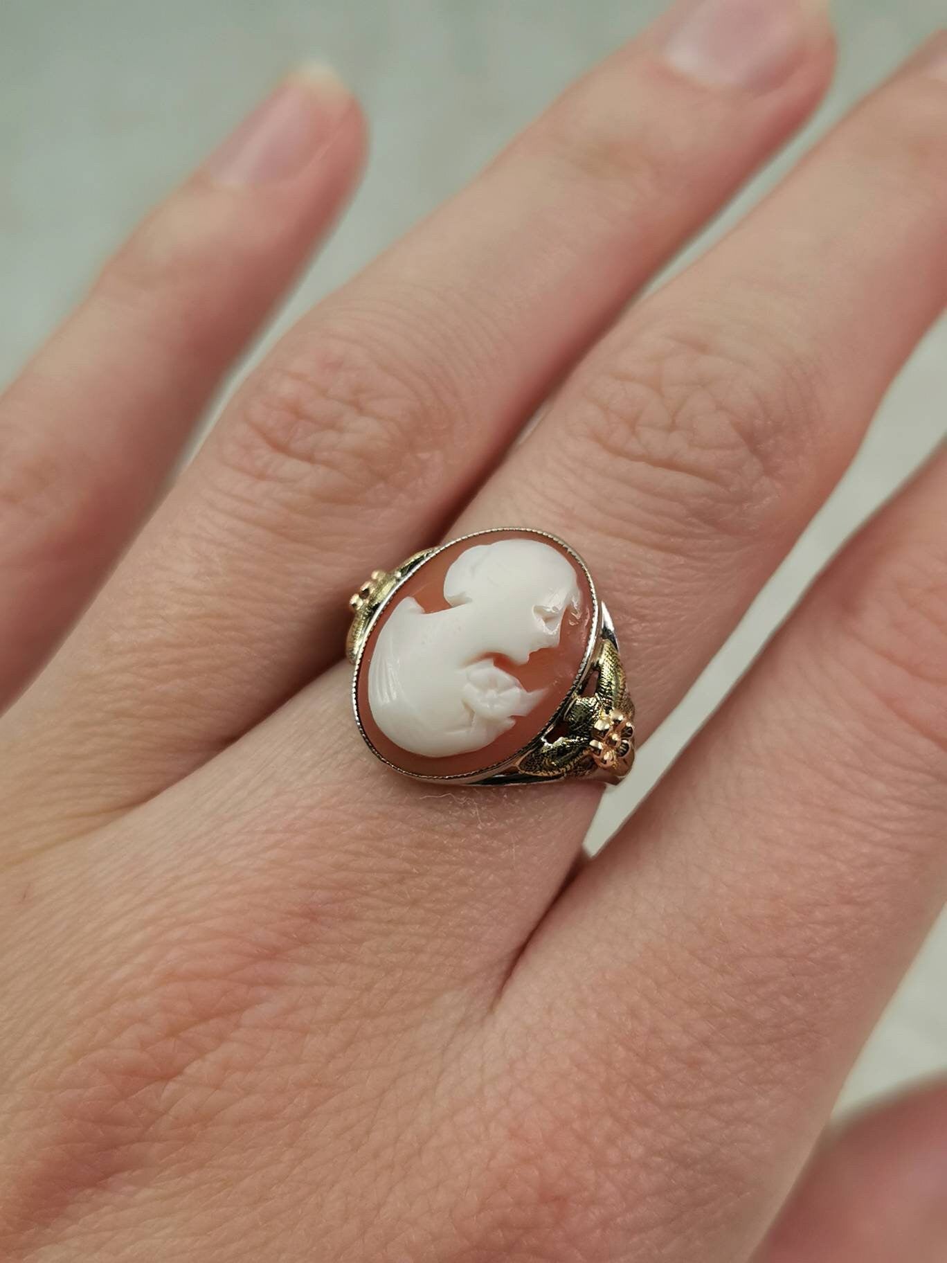 Art Deco 10k White Gold with Rose Gold Green Gold Accent Cameo Ring