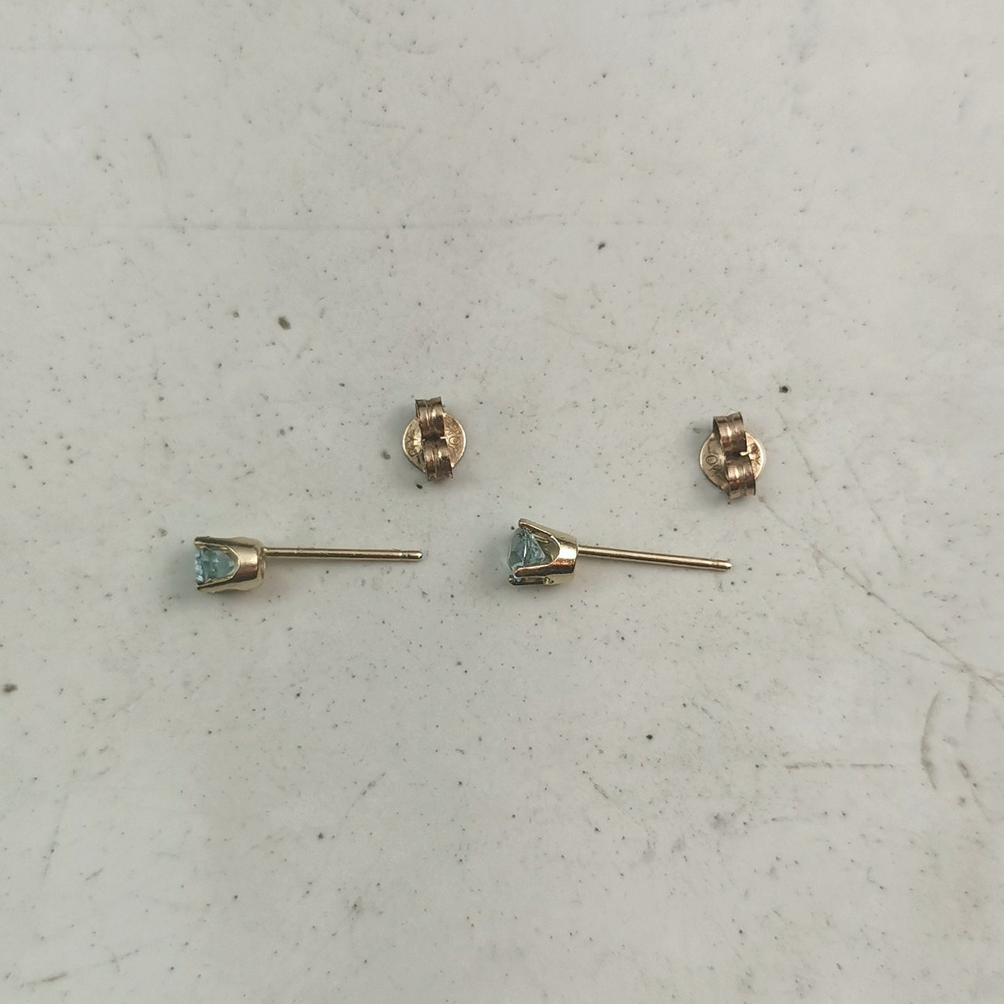 Estate 10k Yellow Gold Light Blue Zircon Stud Earrings - December Birthstone