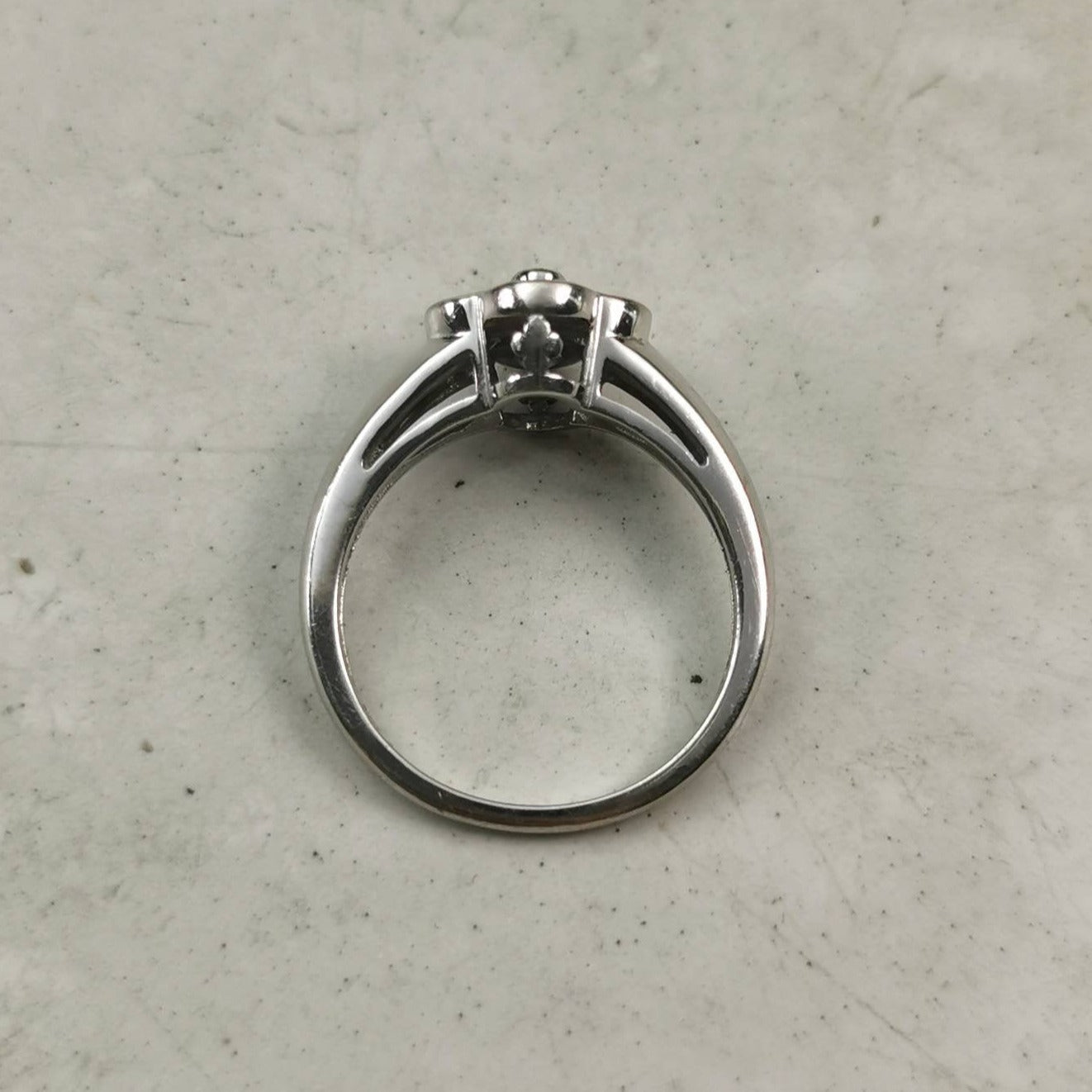 Estate 10k White Gold Tanzanite and Diamond Quatrefoil Flower Ring
