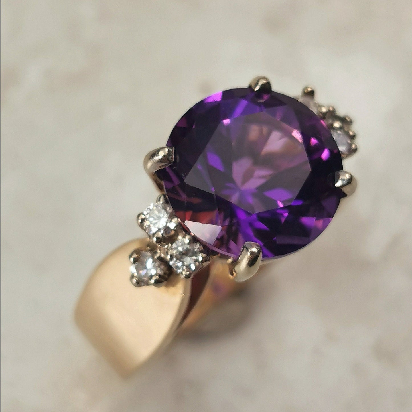 Estate 14k Yellow Gold Large Amethyst & Diamond Ring