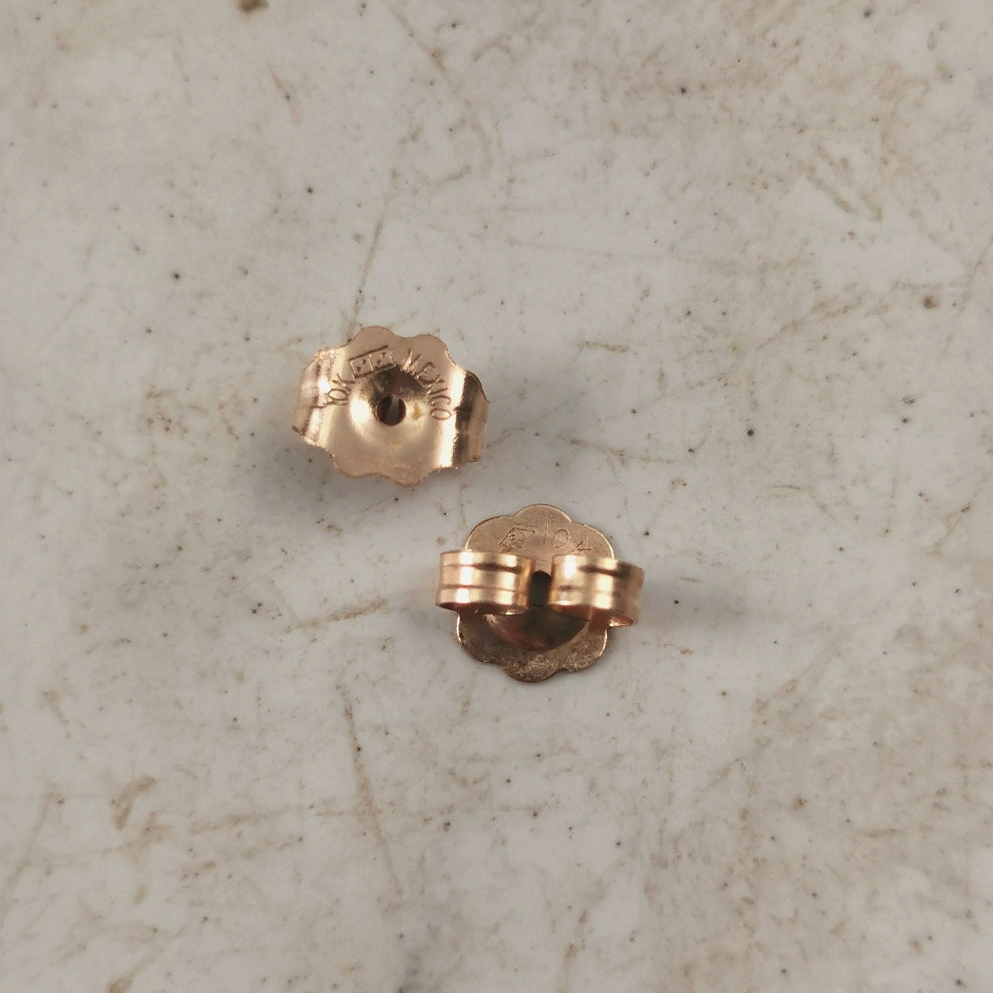 Estate 10k Yellow Gold Channel Set Princes Cut Garnet Stud Earrings