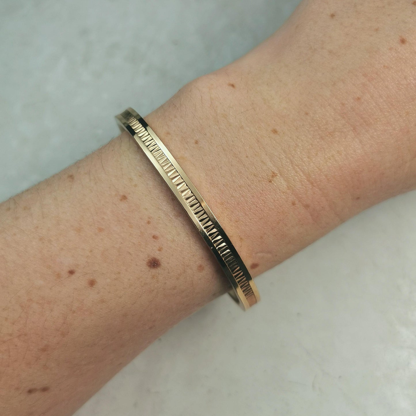 Vintage Rodi & Wienenberger 12ct Rolled Gold Patterned Wide Bangle - 7.5"