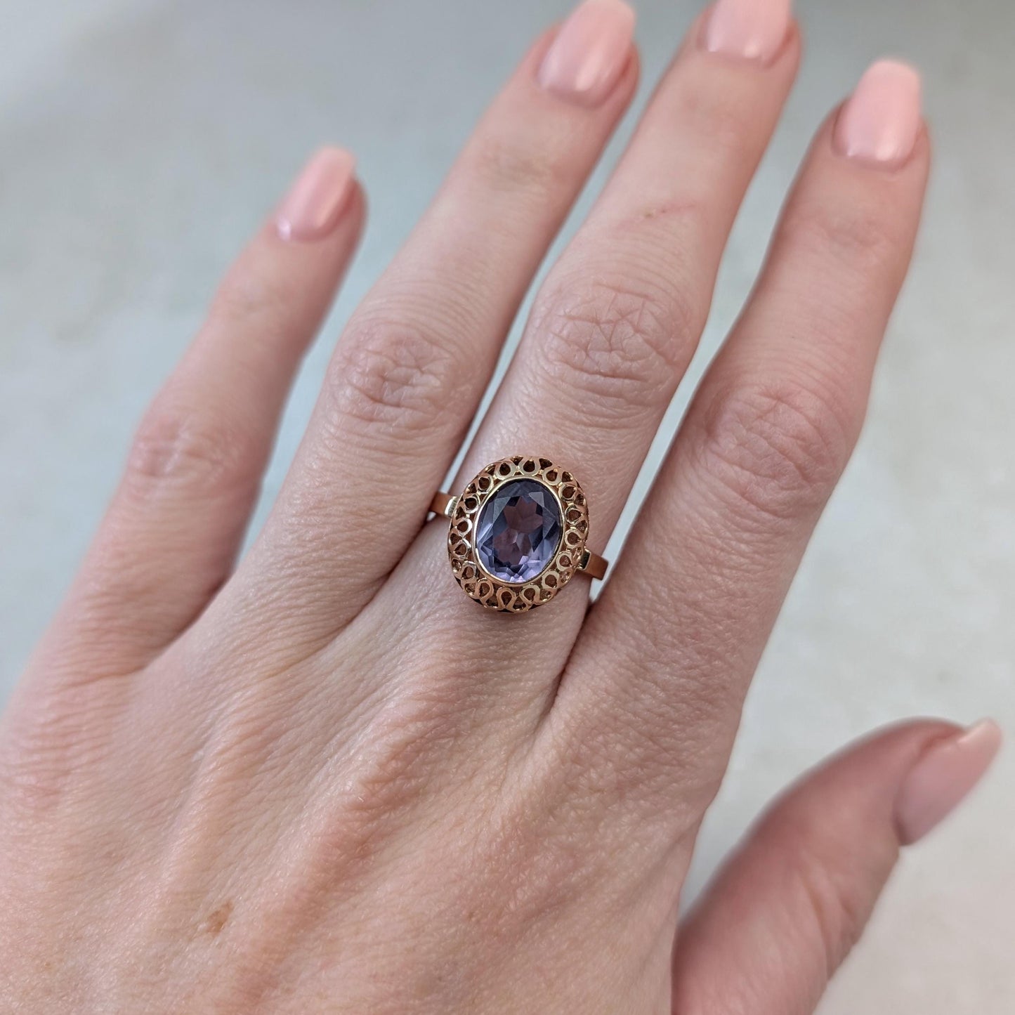 Vintage Polish 14k Yellow Gold Colour Change Alexandrite Ring
