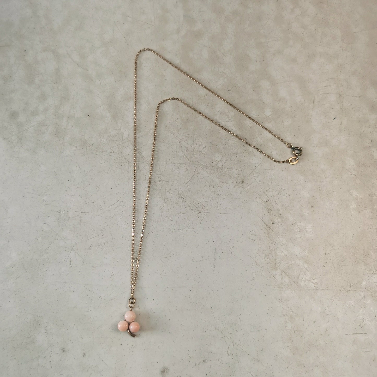 Early Krementz 12k Gold Filled Genuine Coral Trefoil Pendant Necklace