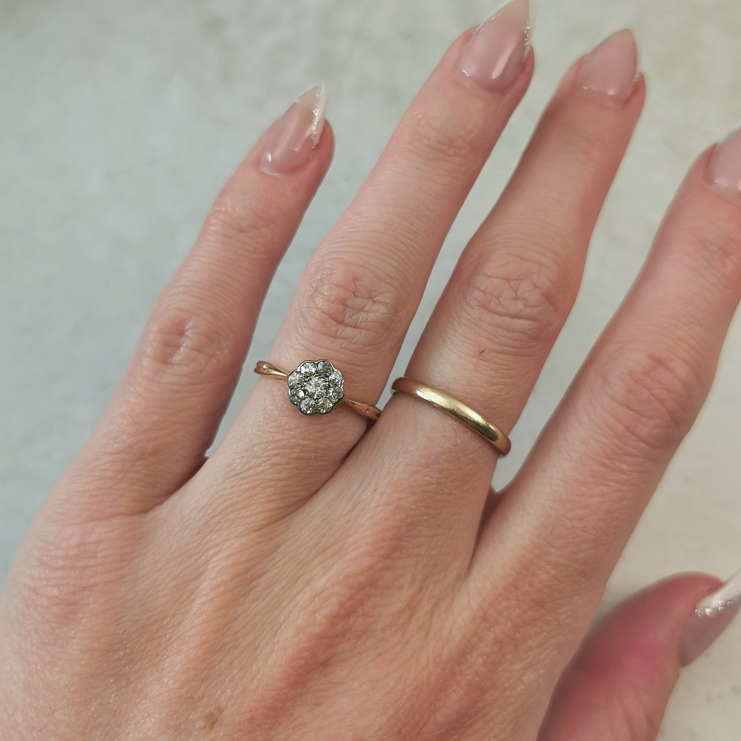 Edwardian 18k Yellow Gold Old Mine Cut Diamond Cluster Ring