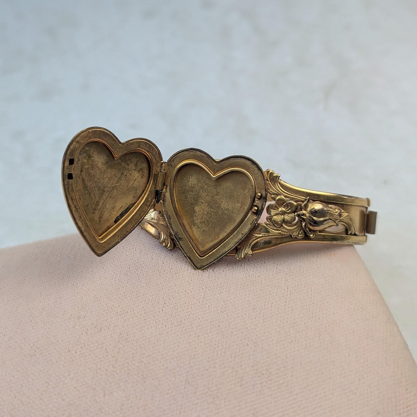 Vintage Gold Filled Sweetheart Locket Bracelet