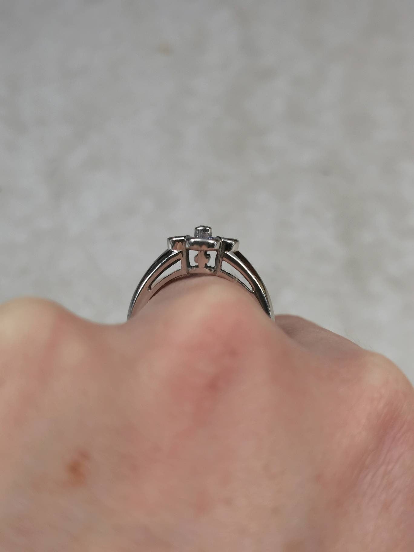 Estate 10k White Gold Tanzanite and Diamond Quatrefoil Flower Ring
