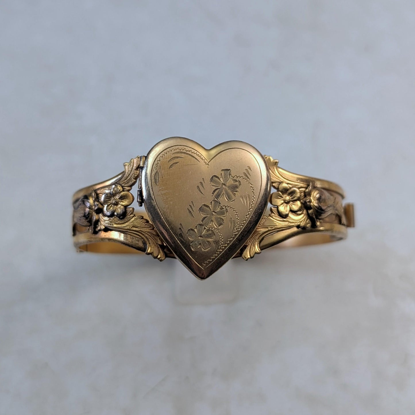 Vintage Gold Filled Sweetheart Locket Bracelet