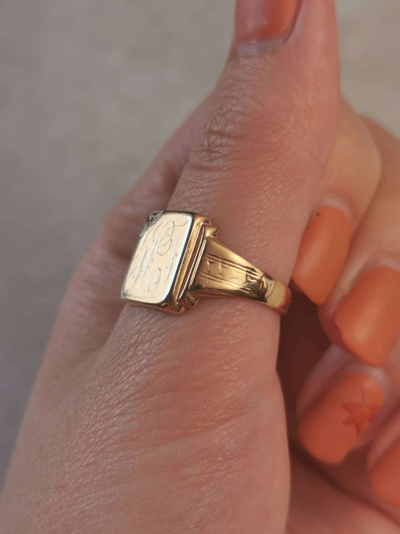 Vintage 10k Solid Gold Signet Ring with Initials HJ