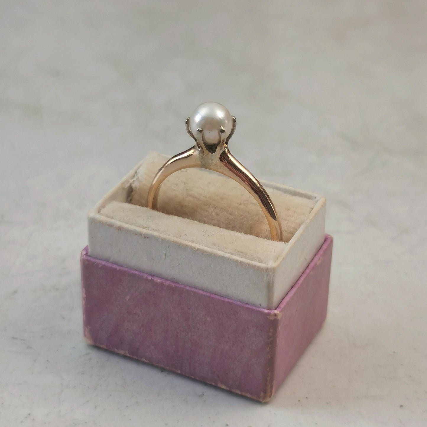 Antique Edwardian 14k Yellow Gold Pearl Solitaire Ring