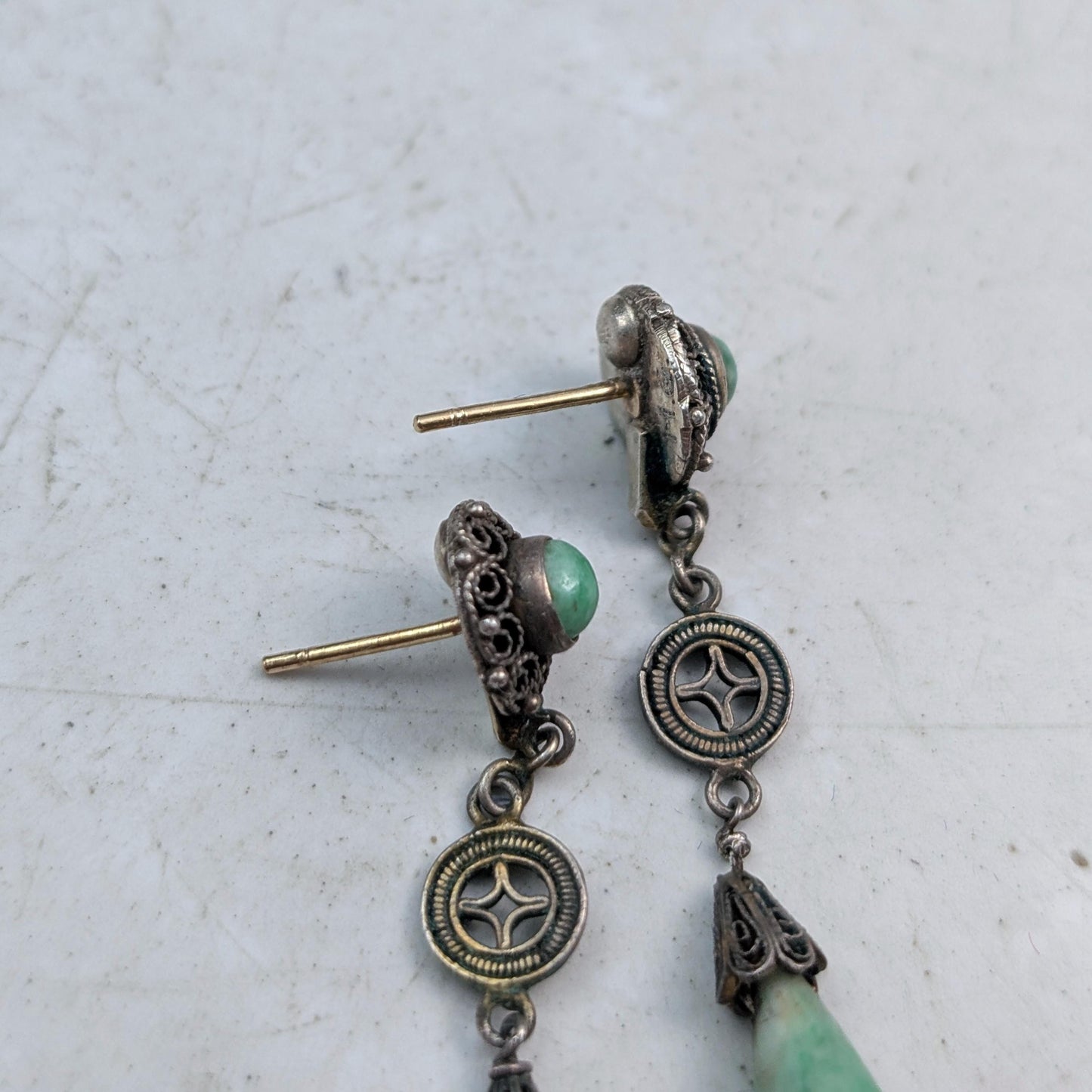 Vintage Chinese Export Jade Tear Drop Earrings - 14k Post Pierced Earrings - Gild Silver Filigree Dangle Stud Earrings