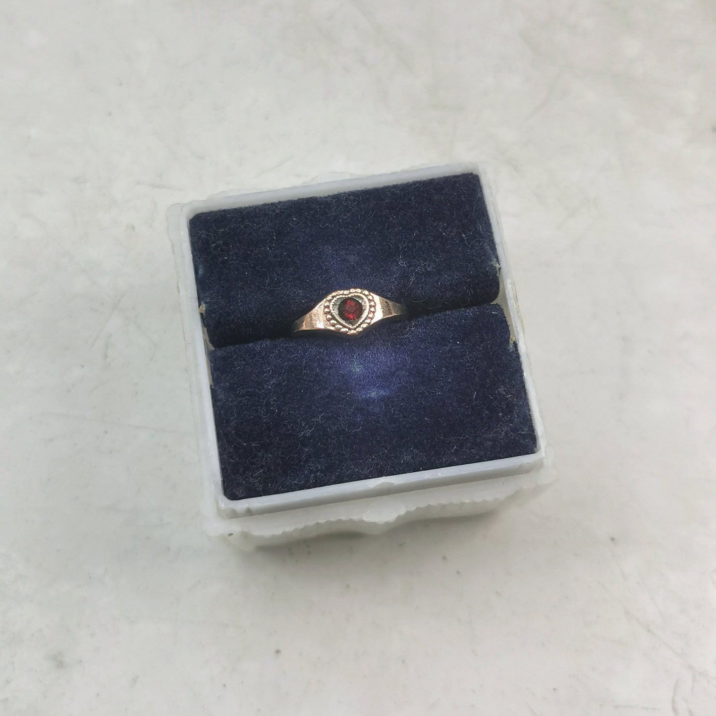Vintage Uncas 1/20 10K Golf Filled Garnet Paste January Birthstone Baby Ring in Original Box