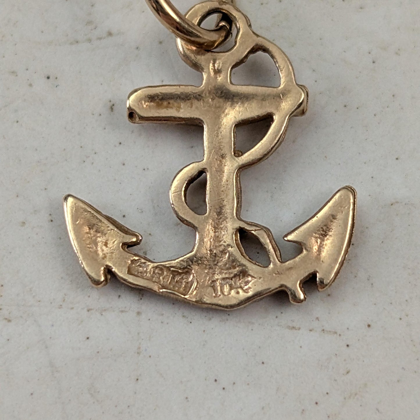 Estate 10k Yellow Gold Diamond Cut Anchor Pendant