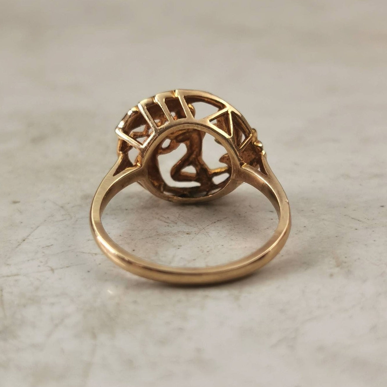 Vintage 10k Yellow Gold Aquarius Zodiac Ring