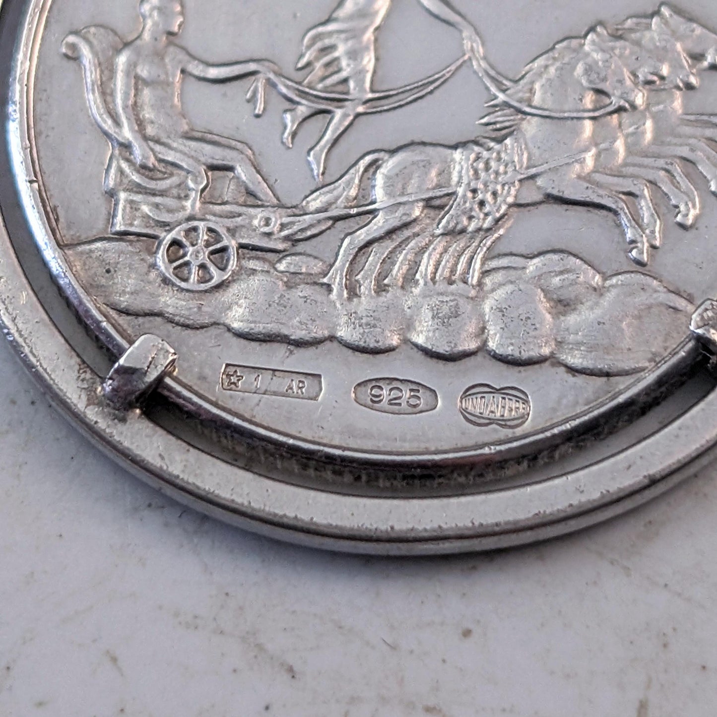 Vintage UNOAERRE Sterling Silver Pisces Giampaoli Zodiac Coin Pendant