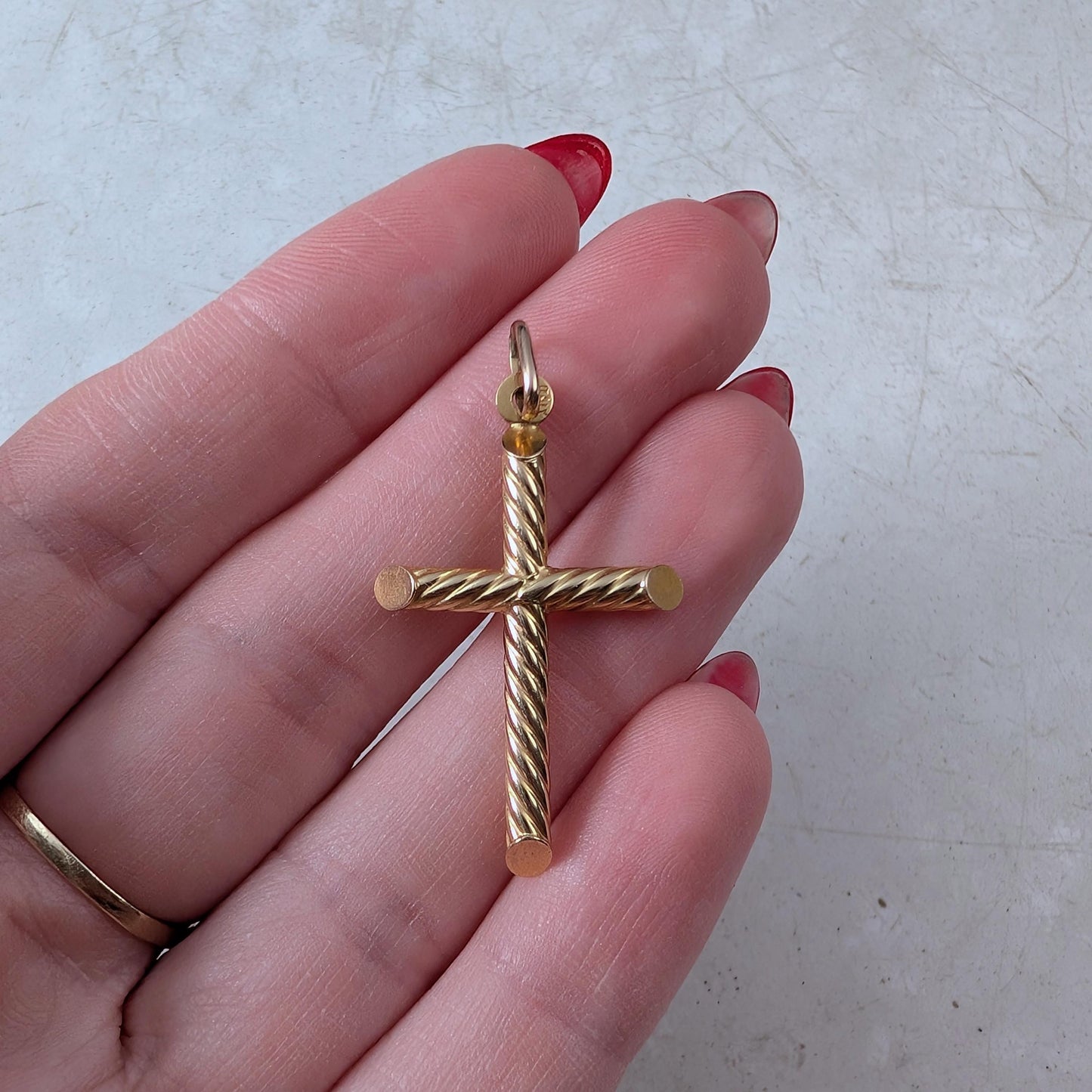 Estate Uno-A-Erre 10k Yellow Gold Twisted Cross Pendant