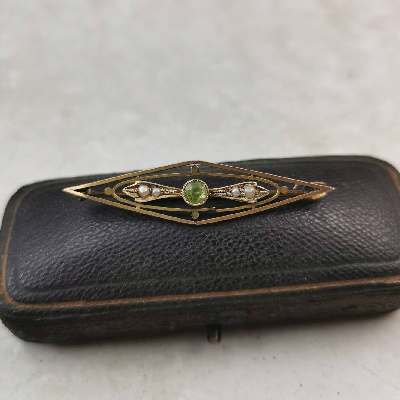 Edwardian 9ct Yellow Gold Peridot and Seed Pearl Bar Brooch