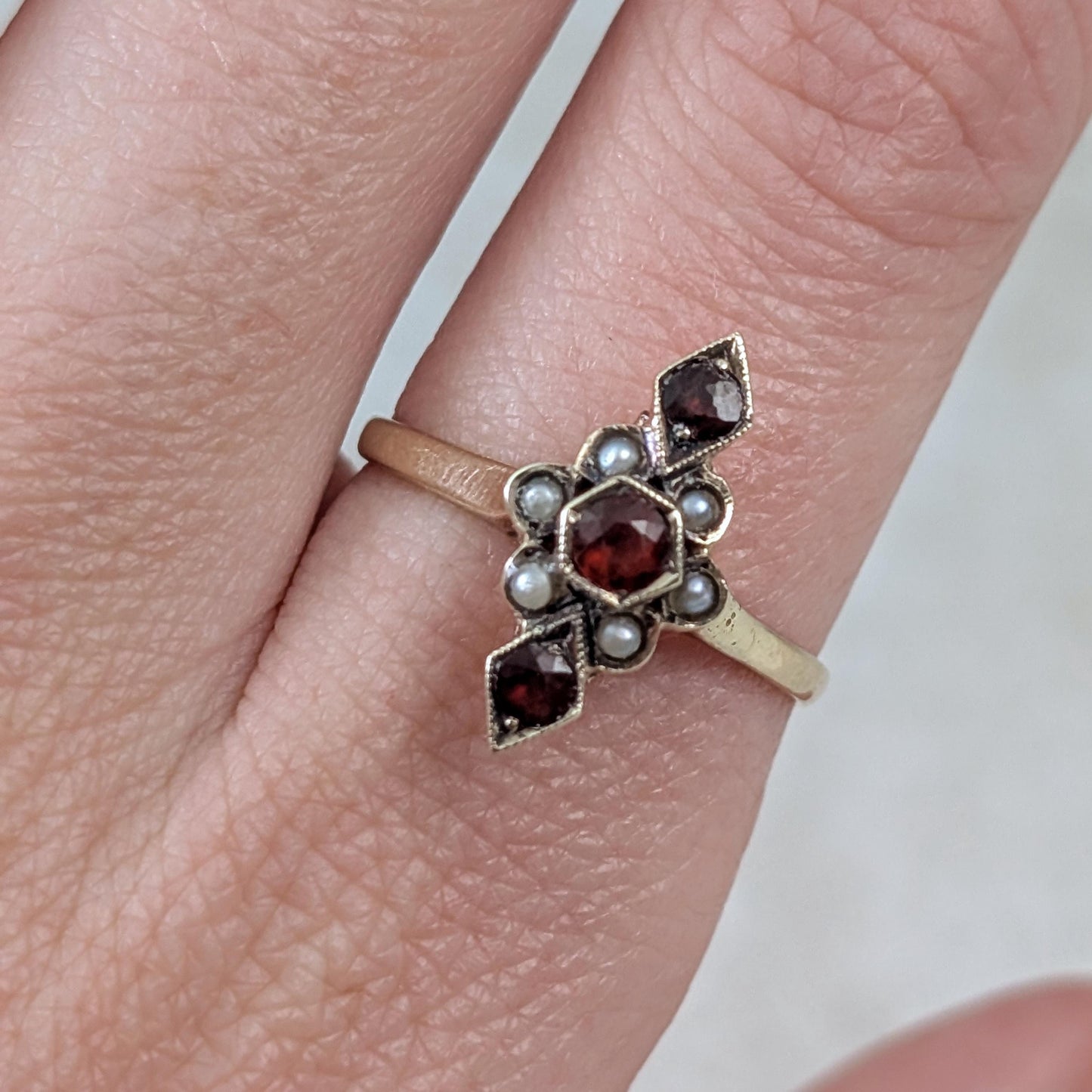 Art Deco 10k Yellow Gold Garnet and Seed Pearl Ring