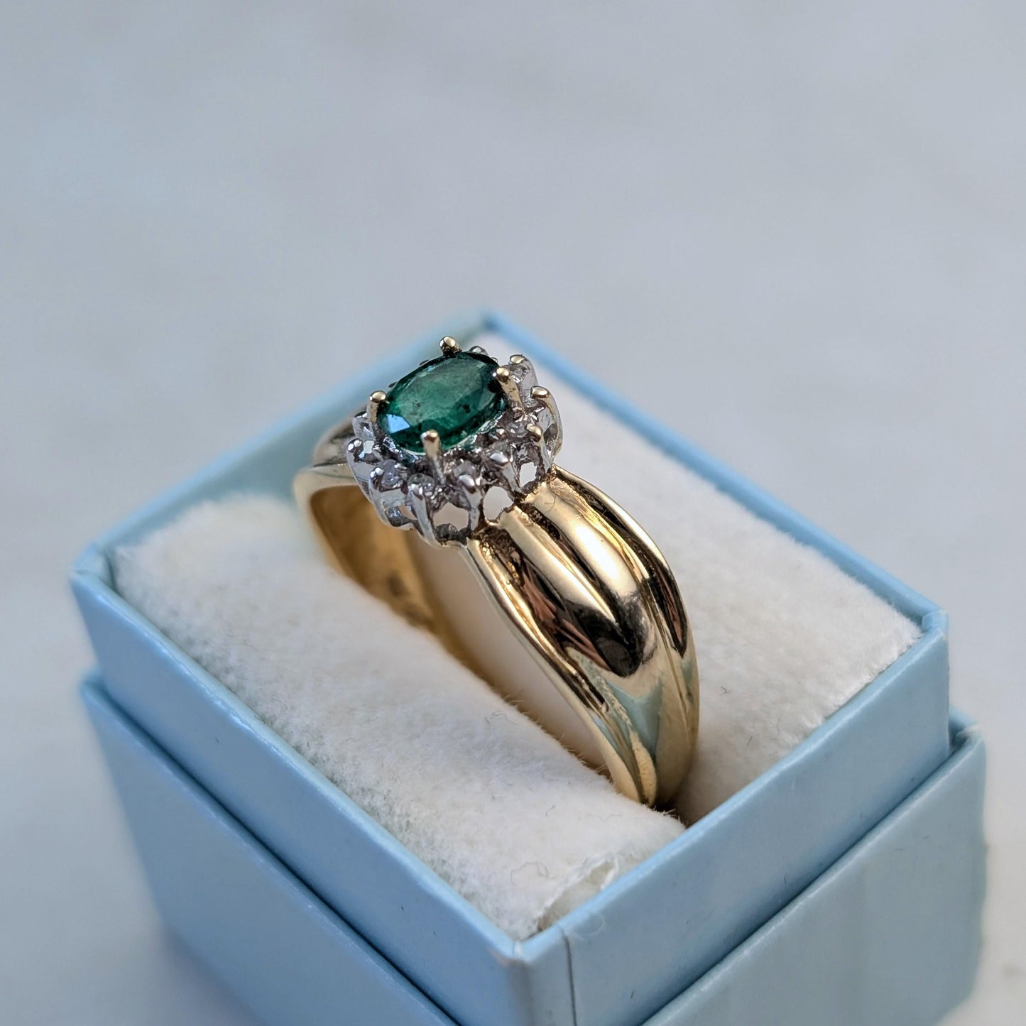 Estate 14k Emerald & Diamond Cluster Ring