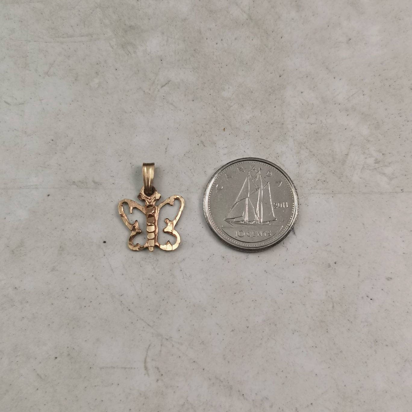 Vintage 10k Yellow Gold Diamond Cut Butterfly Pendant