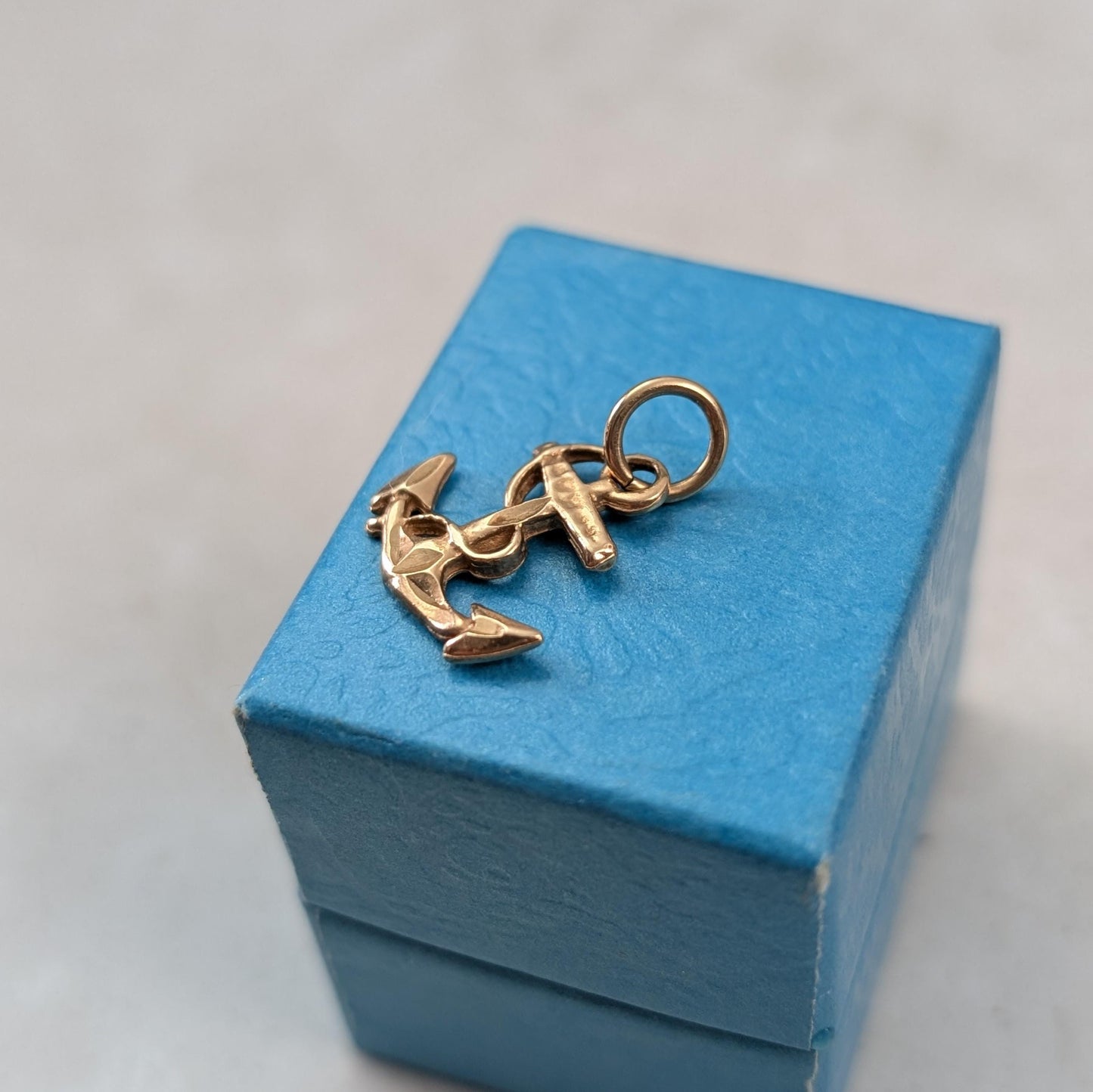 Estate 10k Yellow Gold Diamond Cut Anchor Pendant