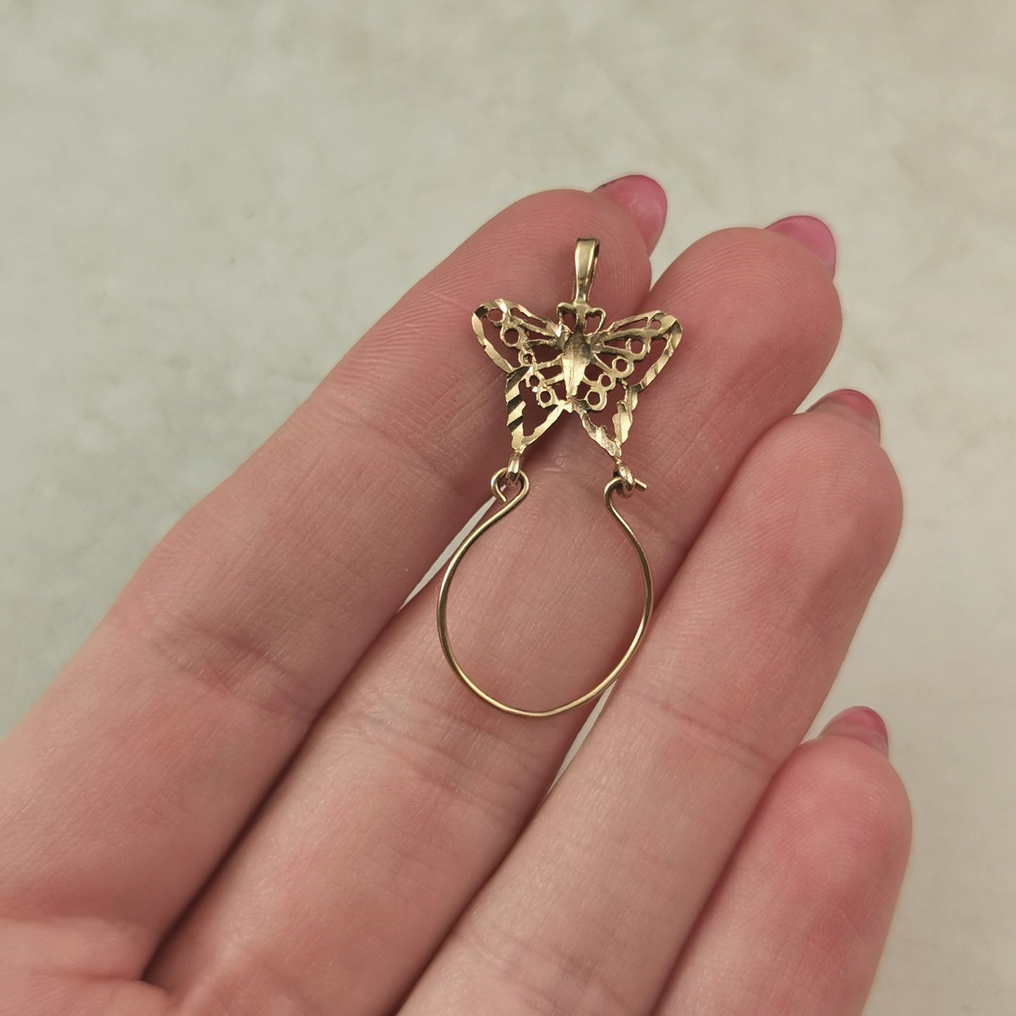 Estate 10k Yellow Gold Diamond Cut Butterfly Charm Holder Pendant