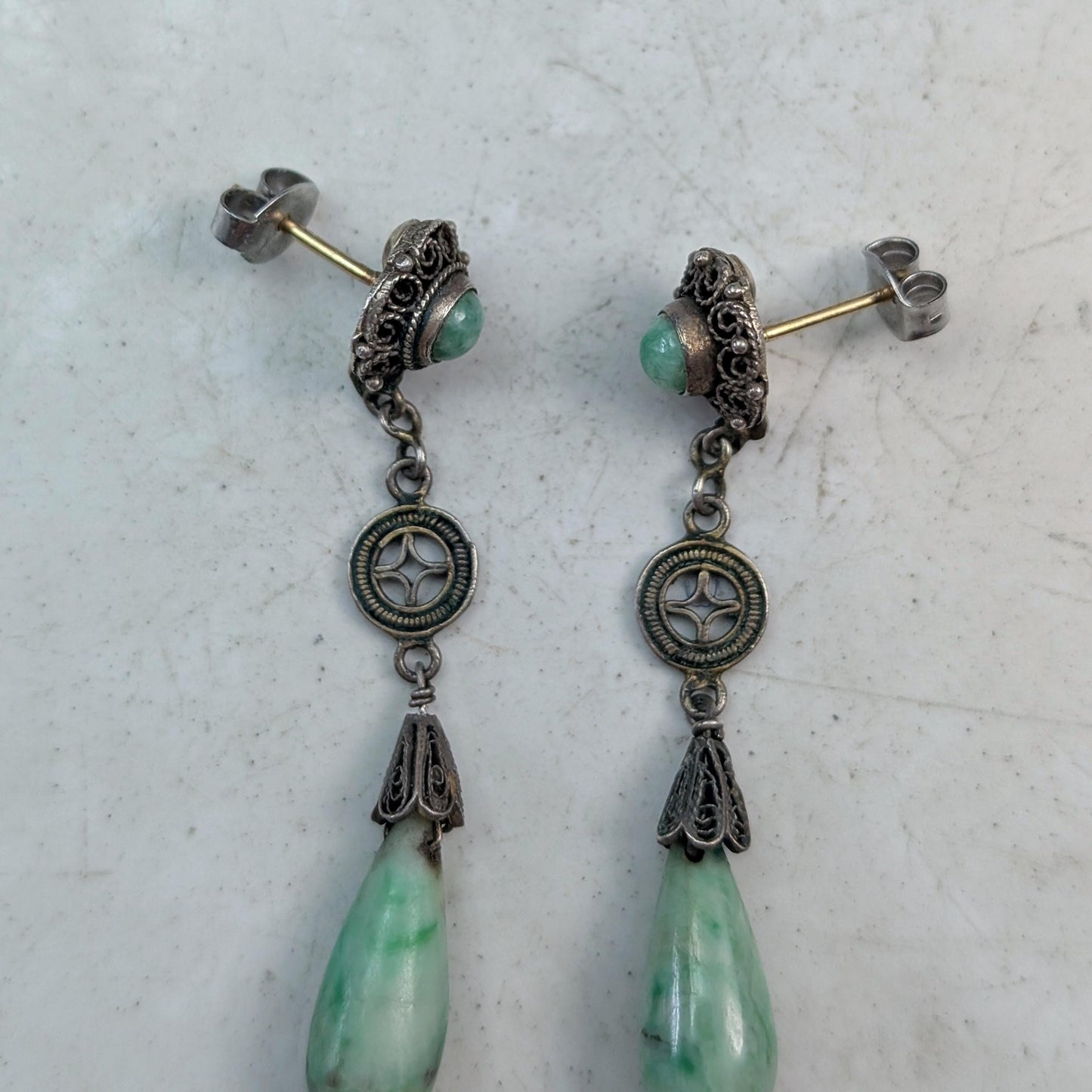 Vintage Chinese Export Jade Tear Drop Earrings - 14k Post Pierced Earrings - Gild Silver Filigree Dangle Stud Earrings