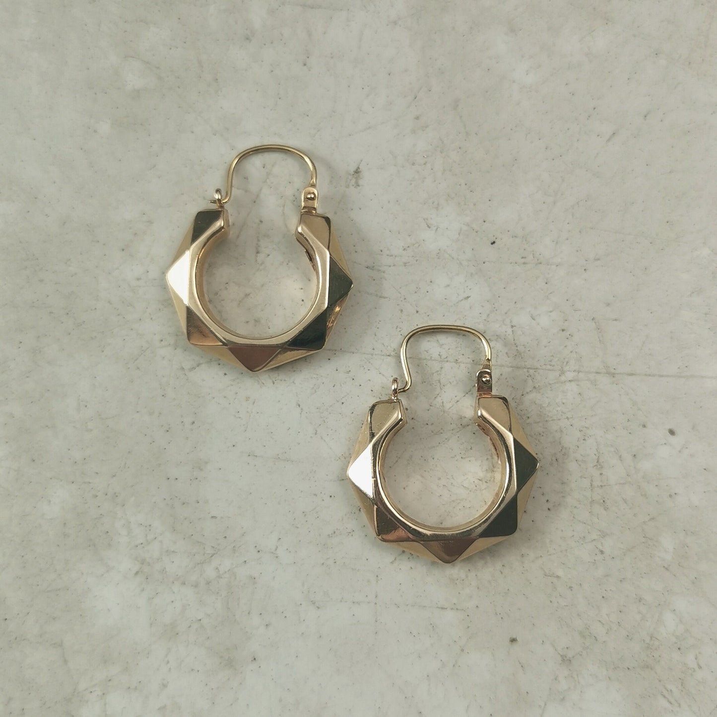 Vintage 10k Yellow Gold Faceted Hoop Earrings