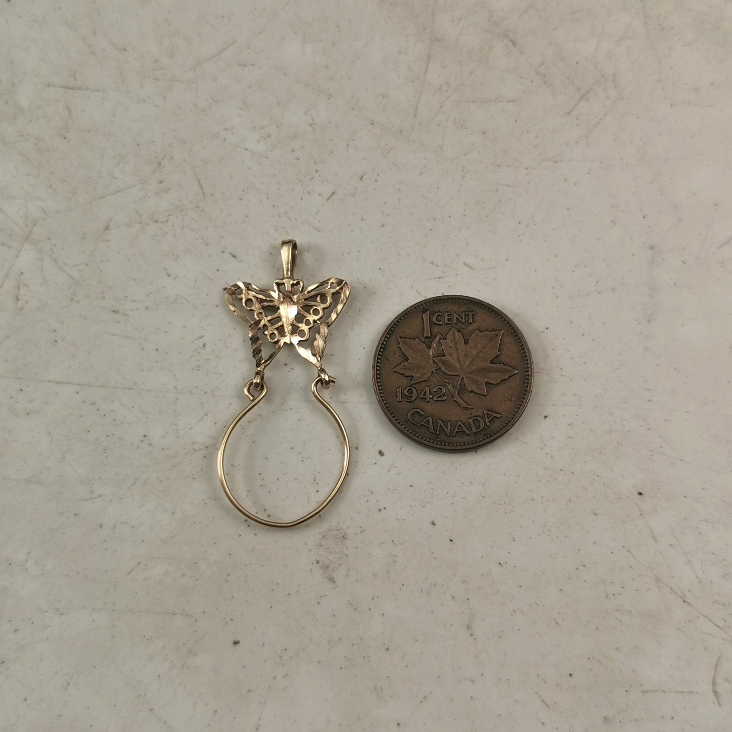 Estate 10k Yellow Gold Diamond Cut Butterfly Charm Holder Pendant