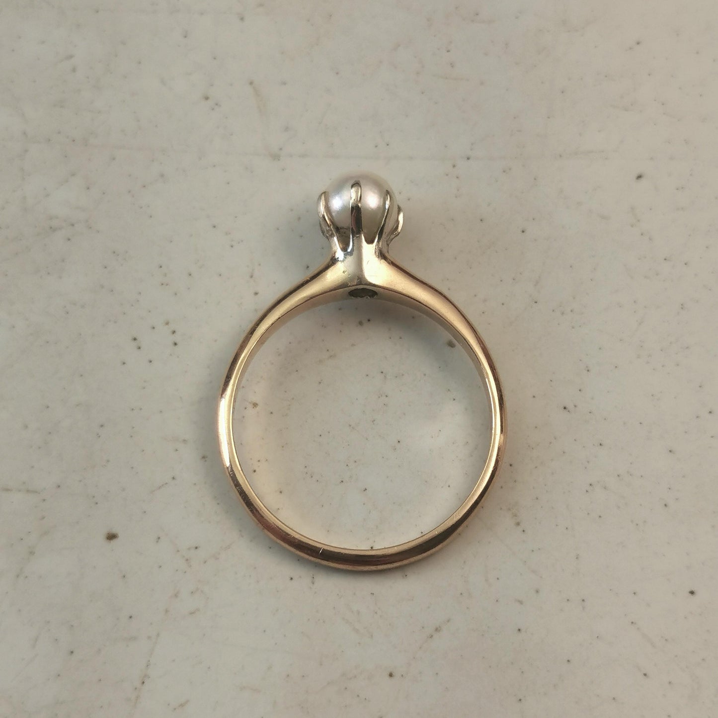 Antique Edwardian 14k Yellow Gold Pearl Solitaire Ring