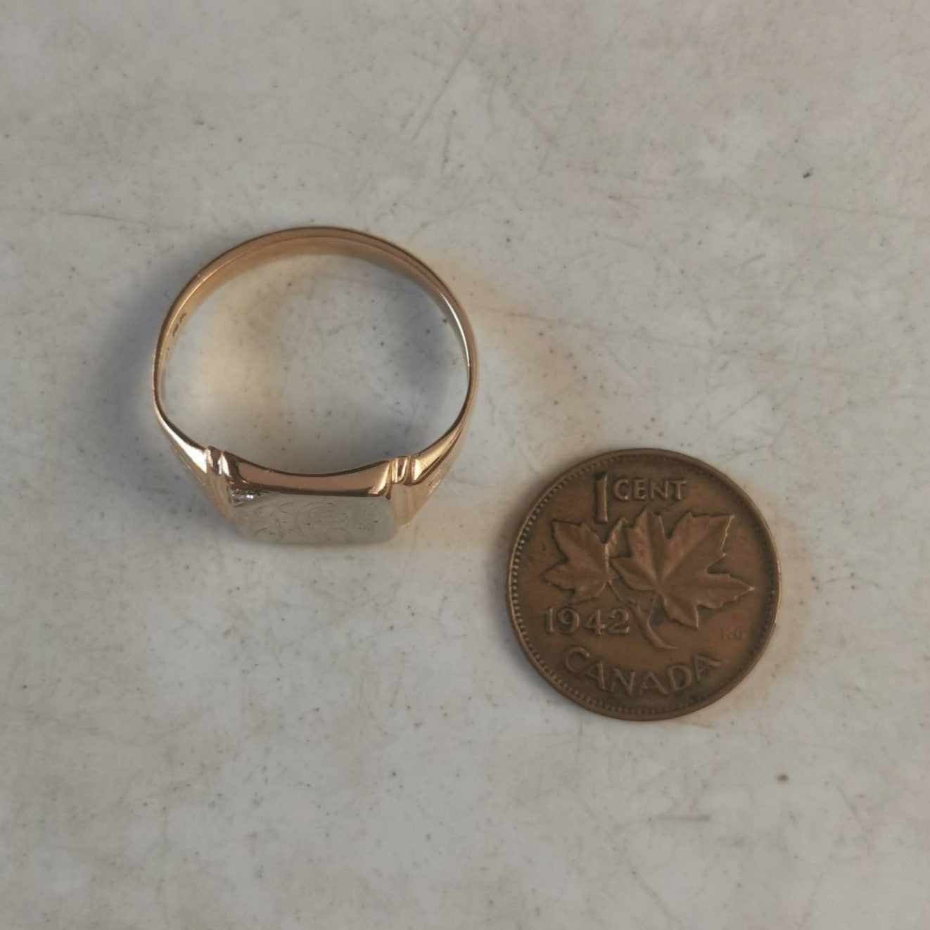 Vintage 10k Solid Gold Signet Ring with Initials HJ