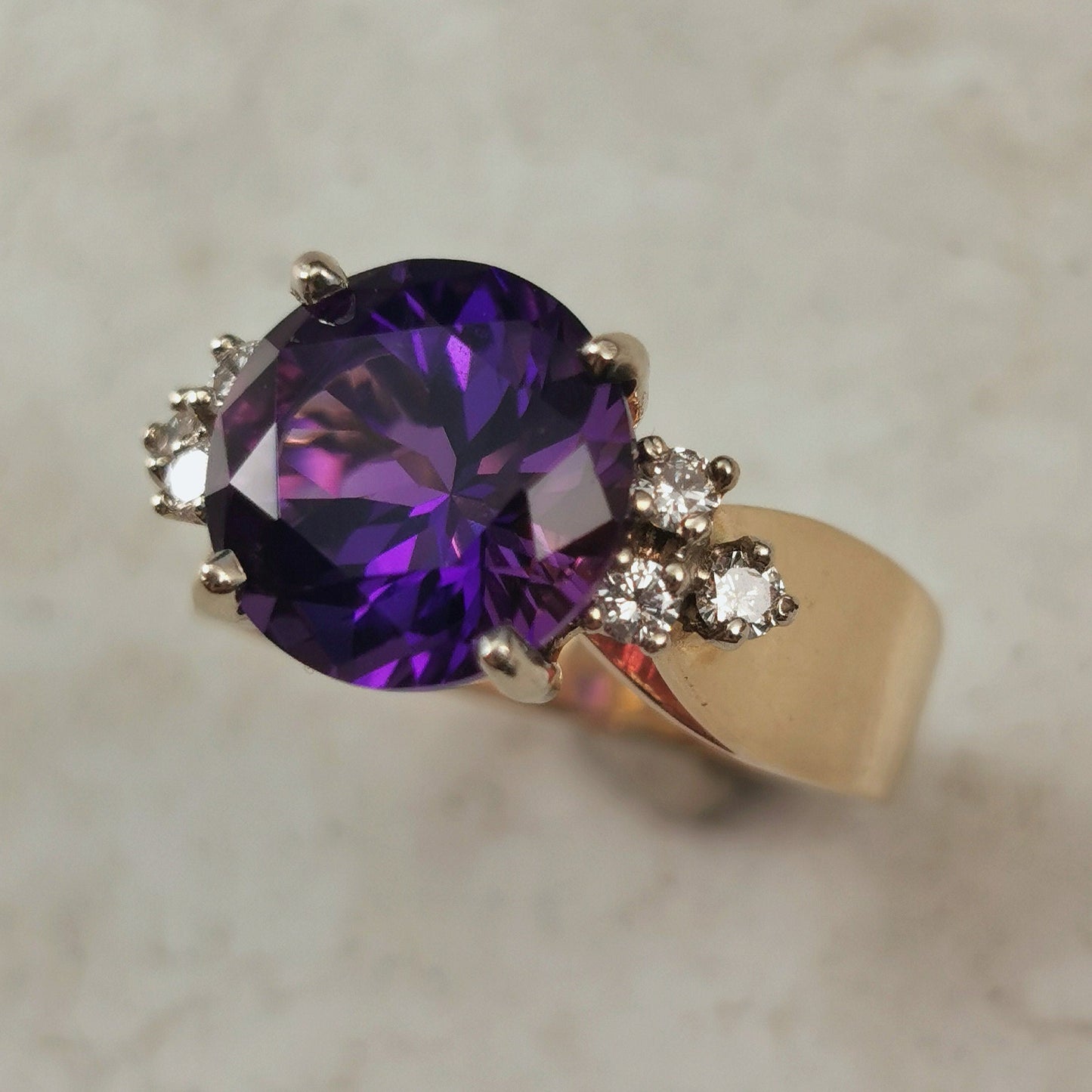 Estate 14k Yellow Gold Large Amethyst & Diamond Ring