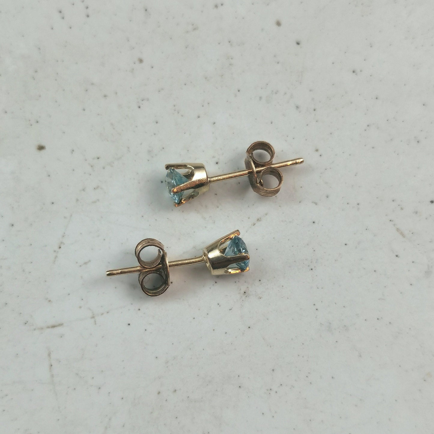 Estate 10k Yellow Gold Light Blue Zircon Stud Earrings - December Birthstone