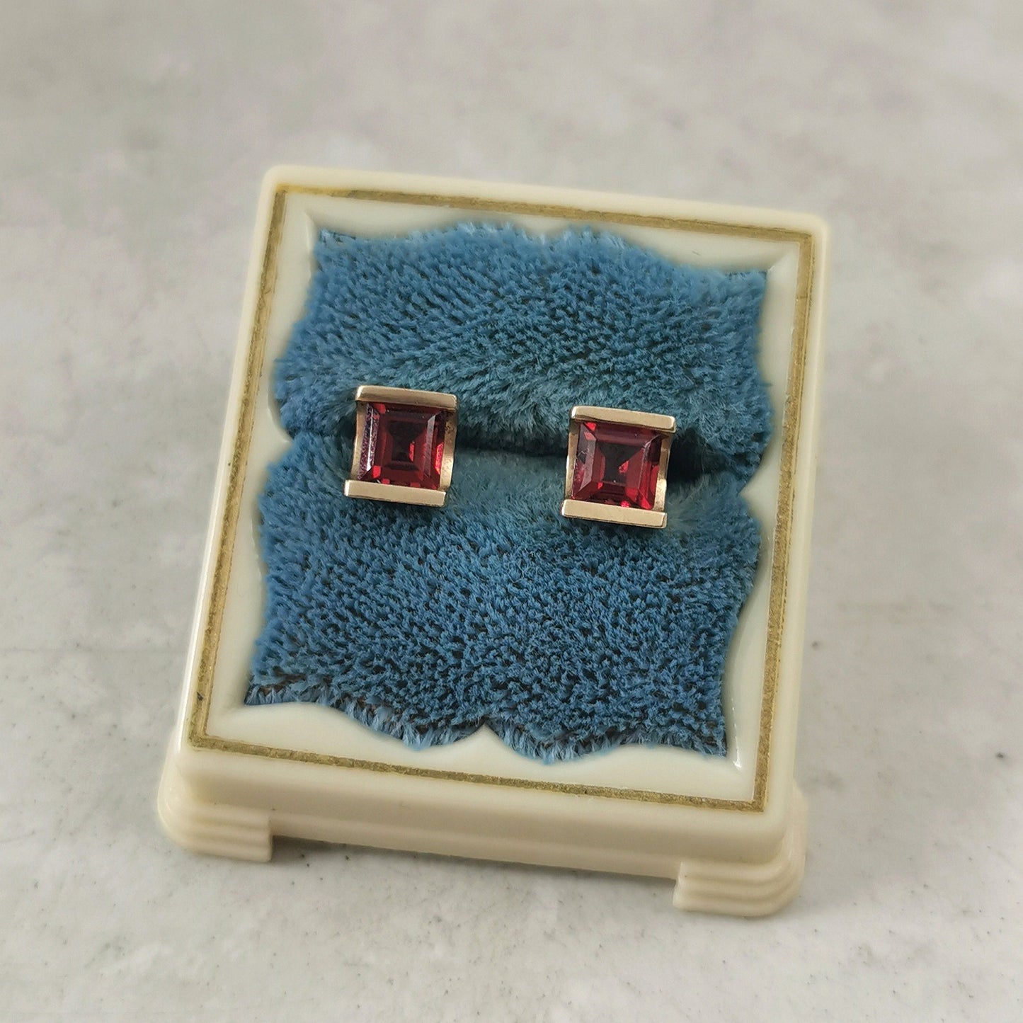 Estate 10k Yellow Gold Channel Set Princes Cut Garnet Stud Earrings