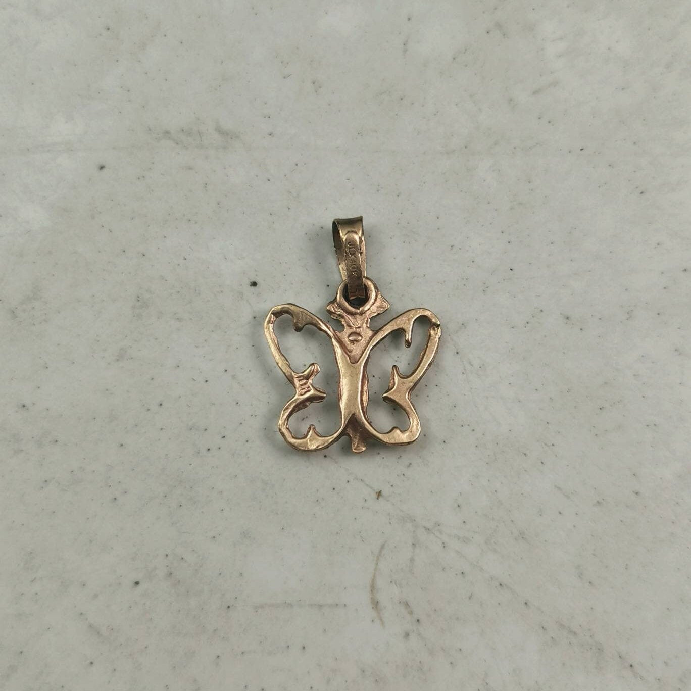 Vintage 10k Yellow Gold Diamond Cut Butterfly Pendant
