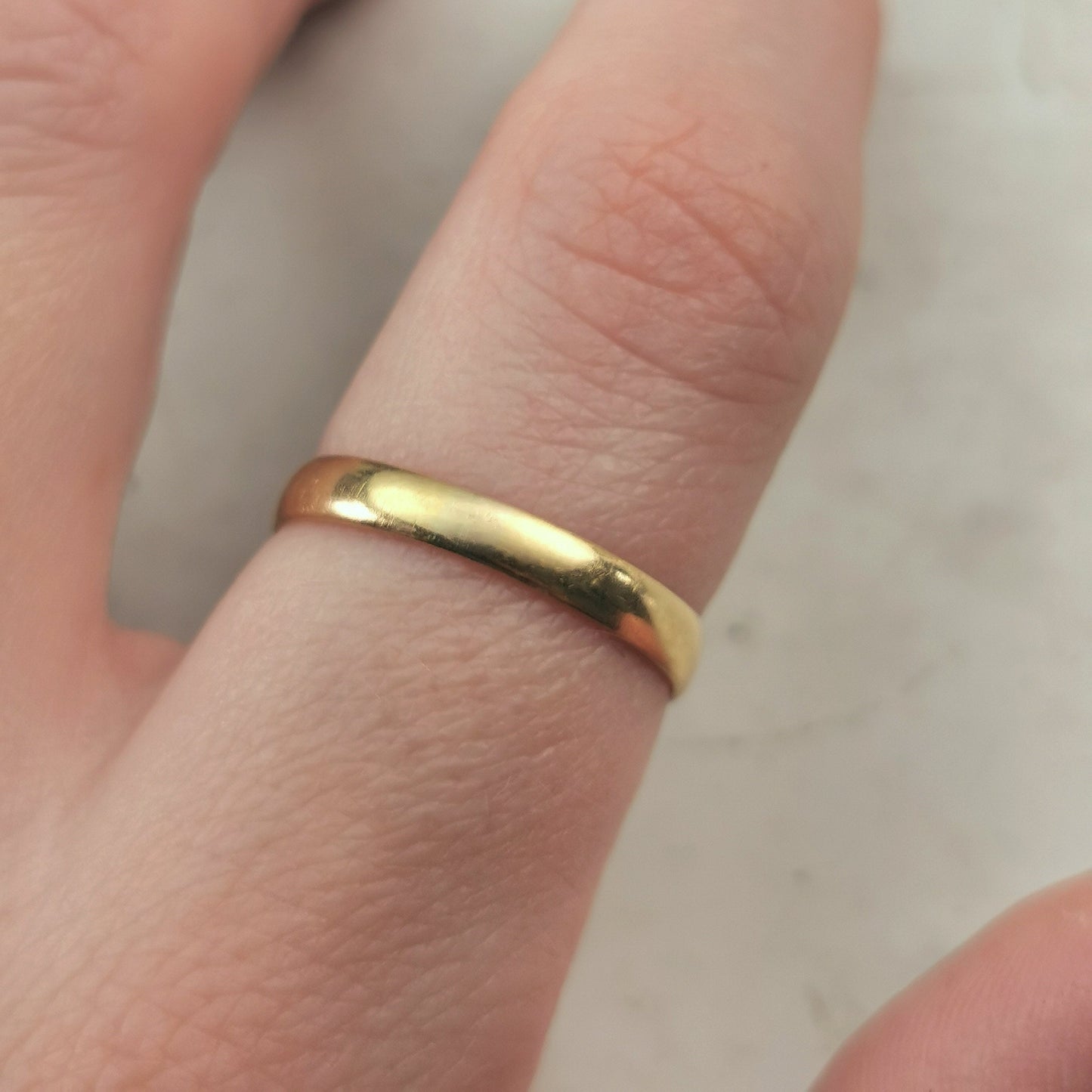 Antique 18K Yellow Gold 3mm Wedding Band