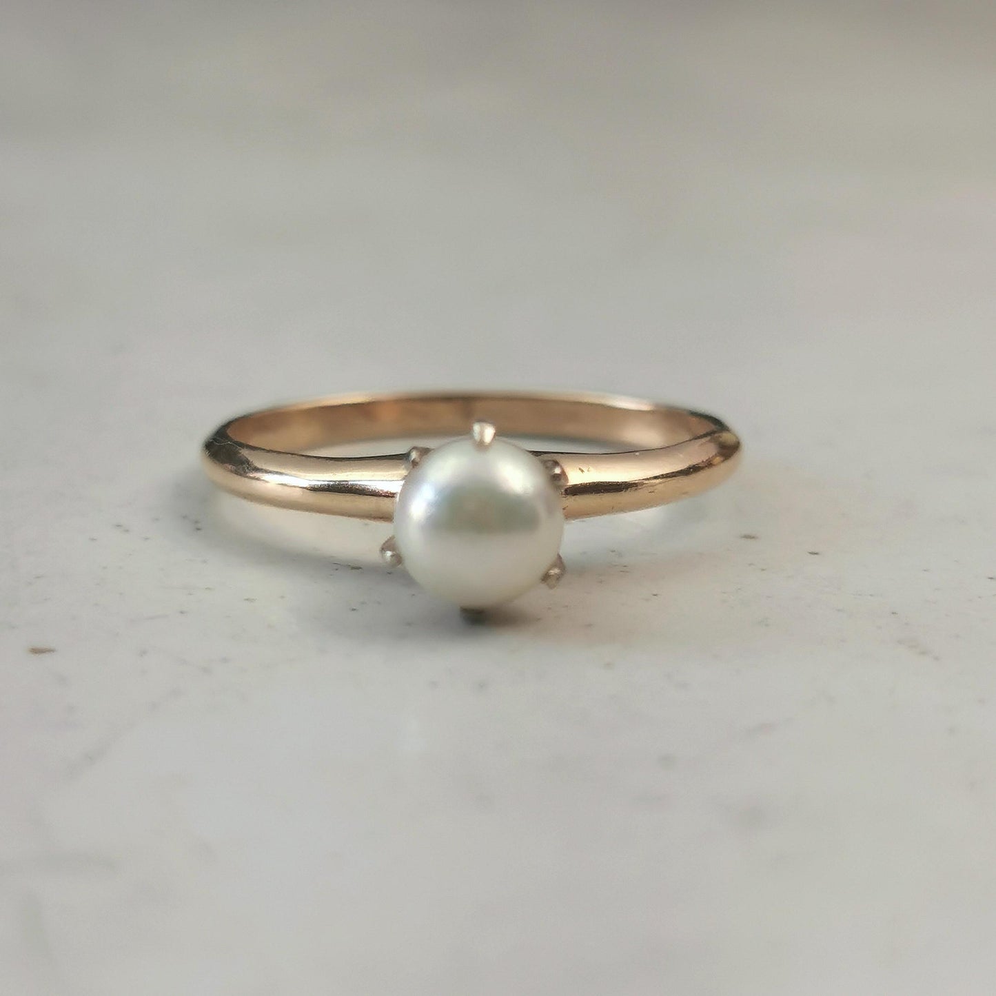 Antique Edwardian 14k Yellow Gold Pearl Solitaire Ring