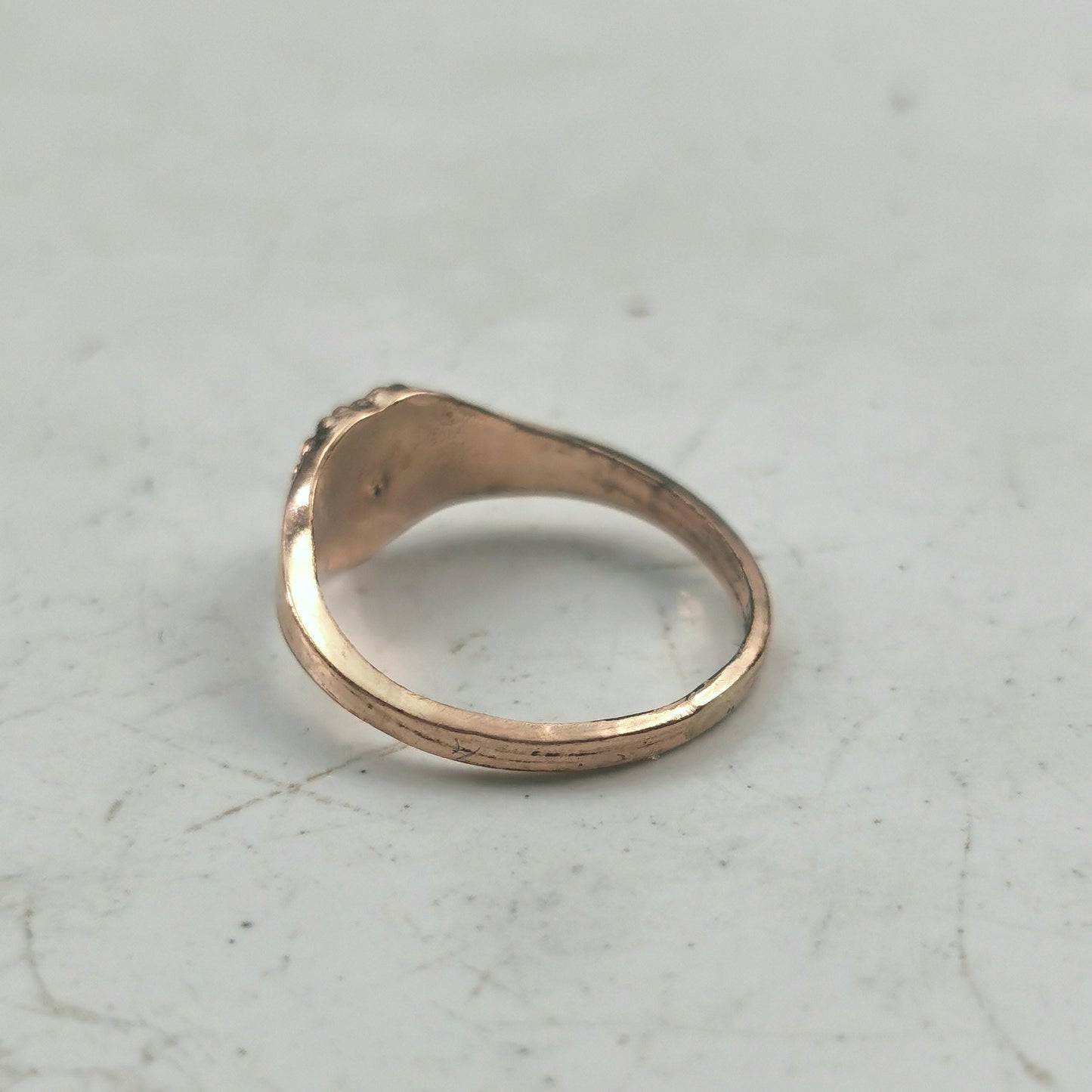 Vintage Uncas 1/20 10K Golf Filled Garnet Paste January Birthstone Baby Ring in Original Box