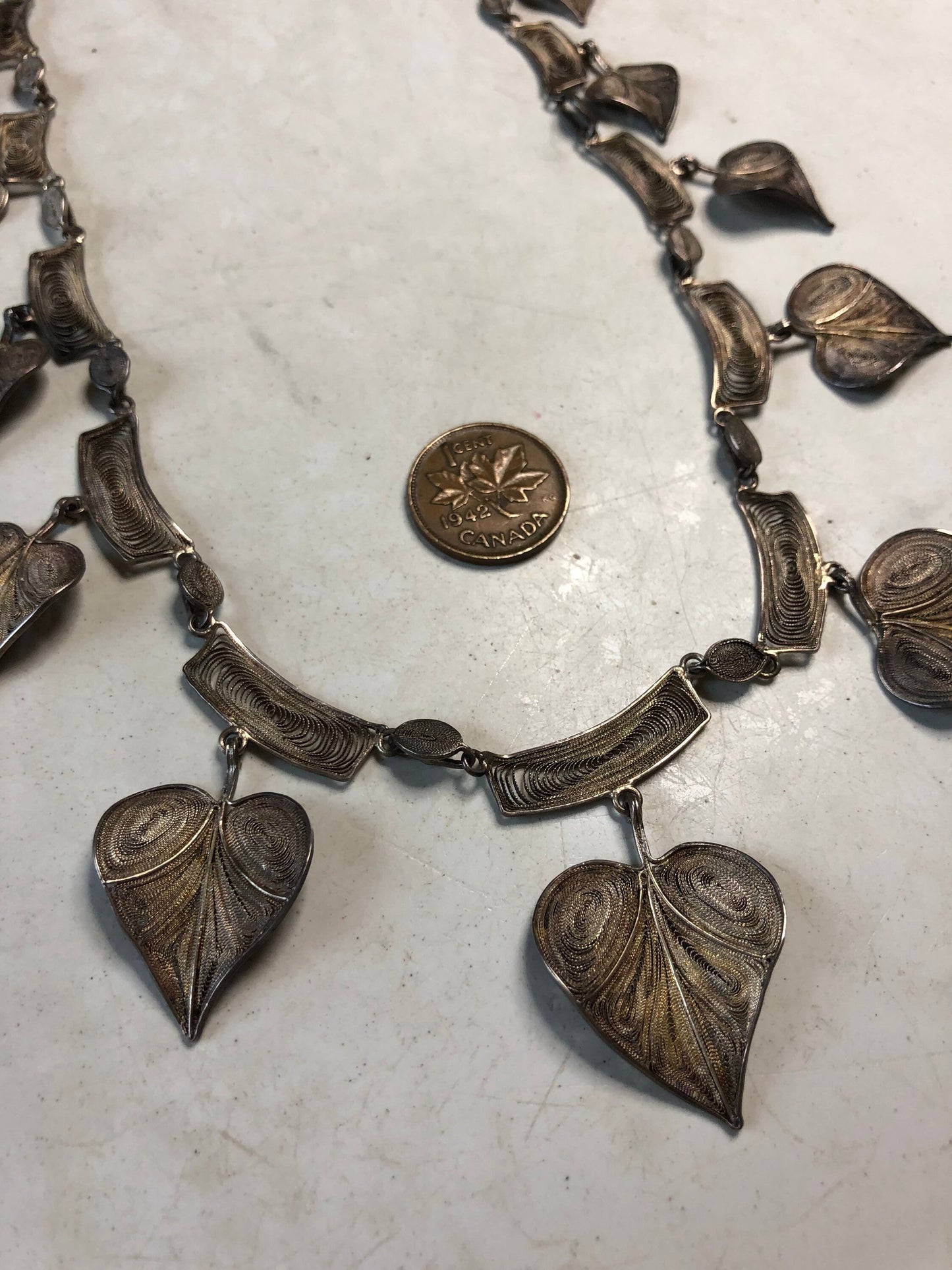 Vintage 800 Silver Filigree Leaf Collar Necklace