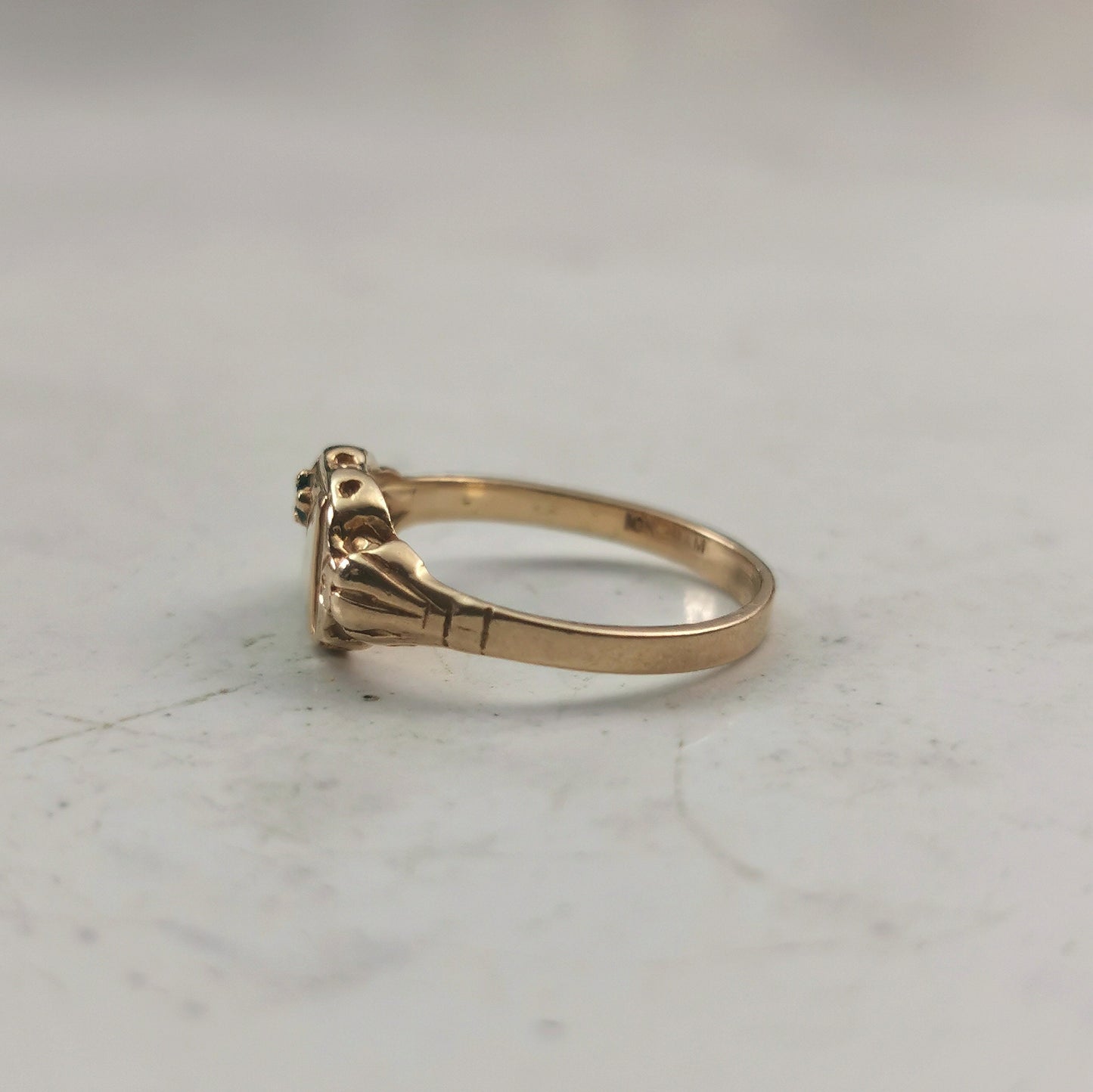 Retro 1950's 10k Yellow Gold Blank Signet Ring with Paste Emerald