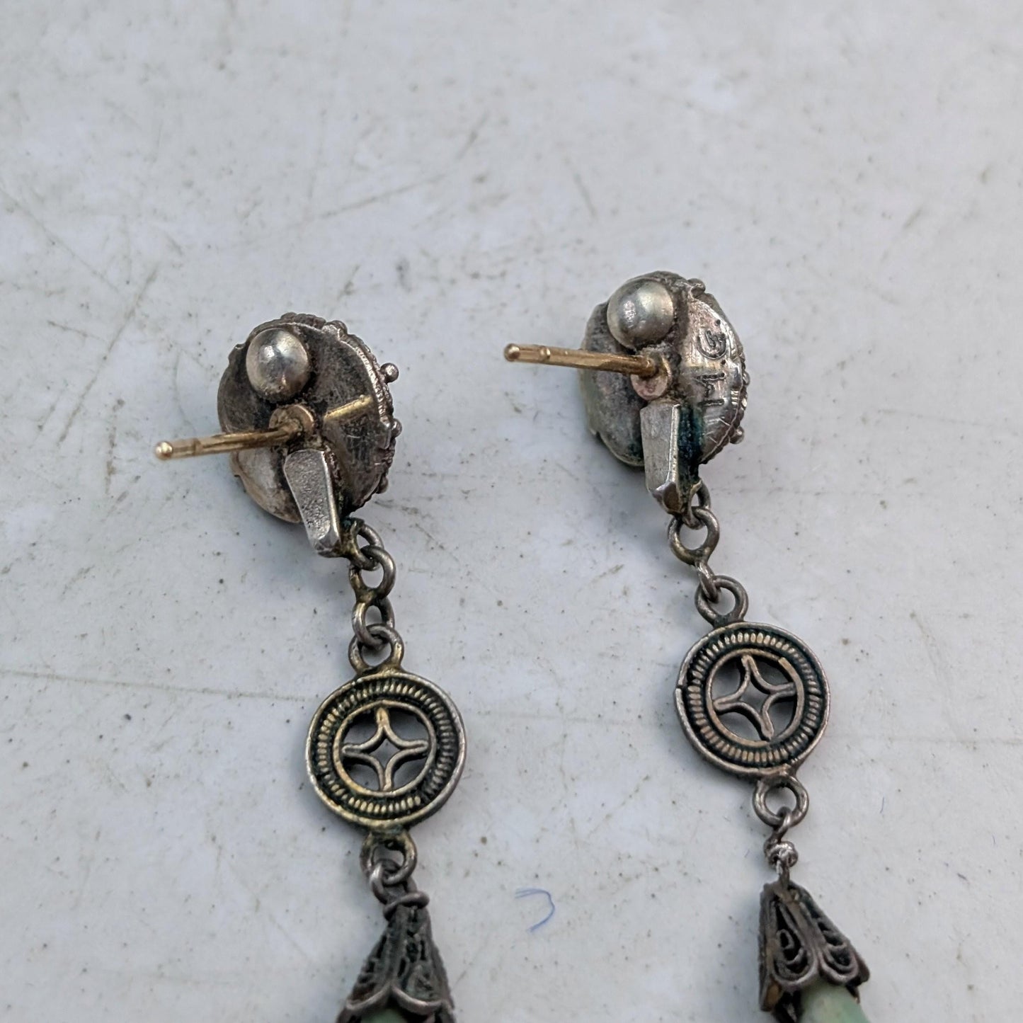 Vintage Chinese Export Jade Tear Drop Earrings - 14k Post Pierced Earrings - Gild Silver Filigree Dangle Stud Earrings