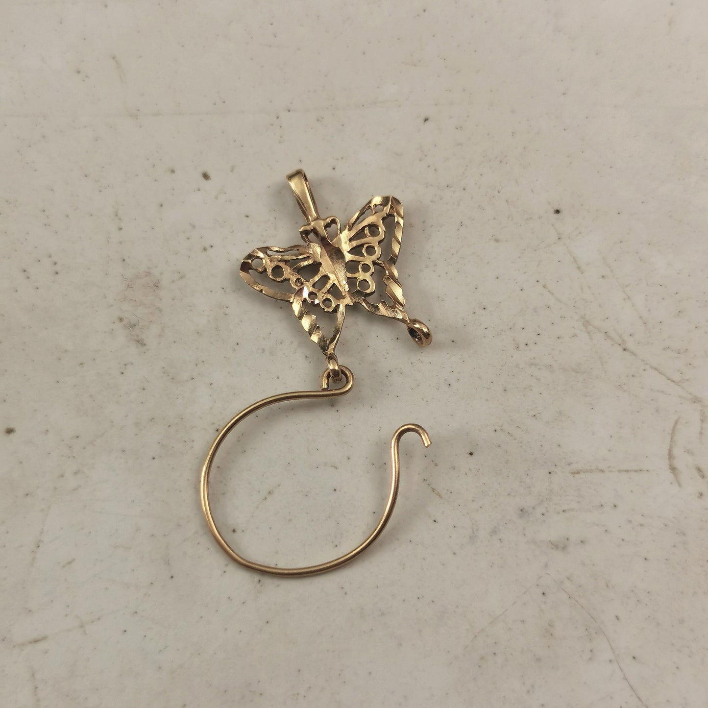 Estate 10k Yellow Gold Diamond Cut Butterfly Charm Holder Pendant