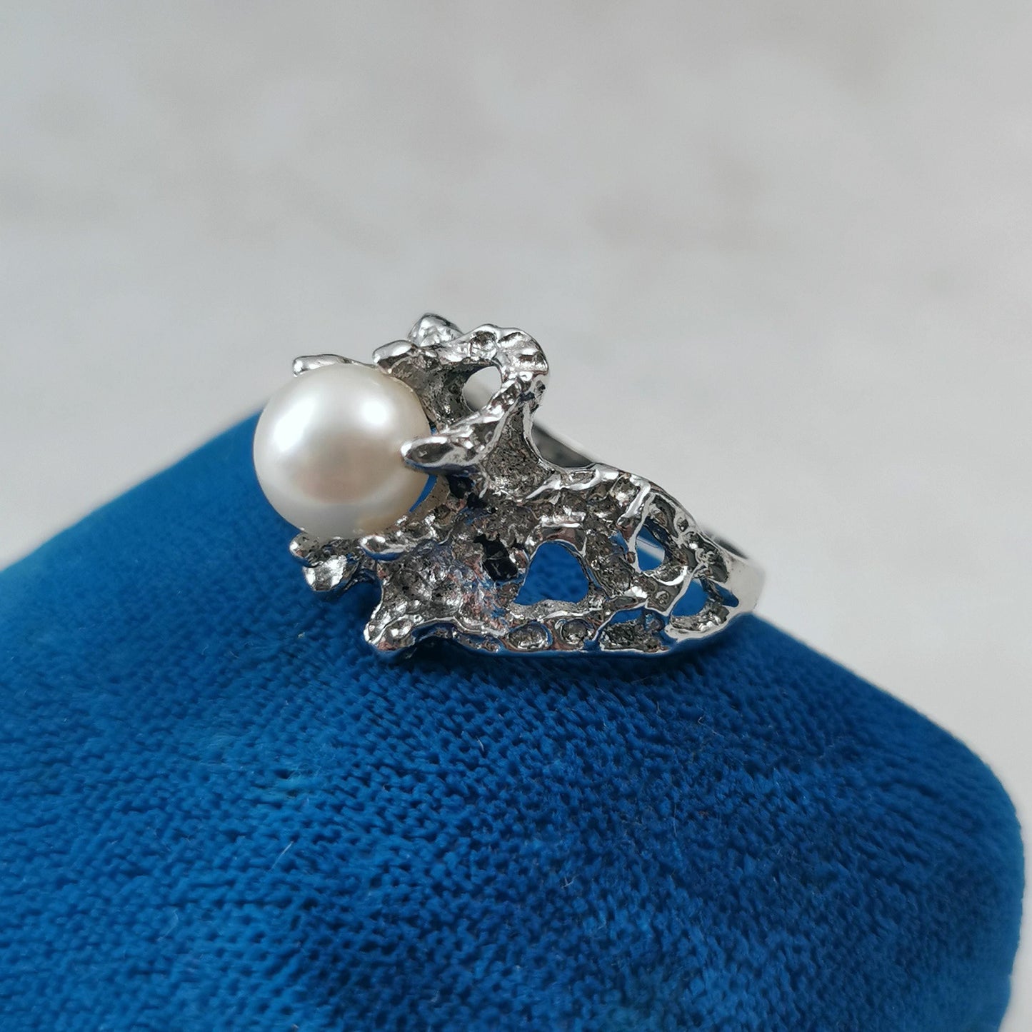 Vintage Mid-century Brutalist Sterling Silver Cultured Pearl Ring